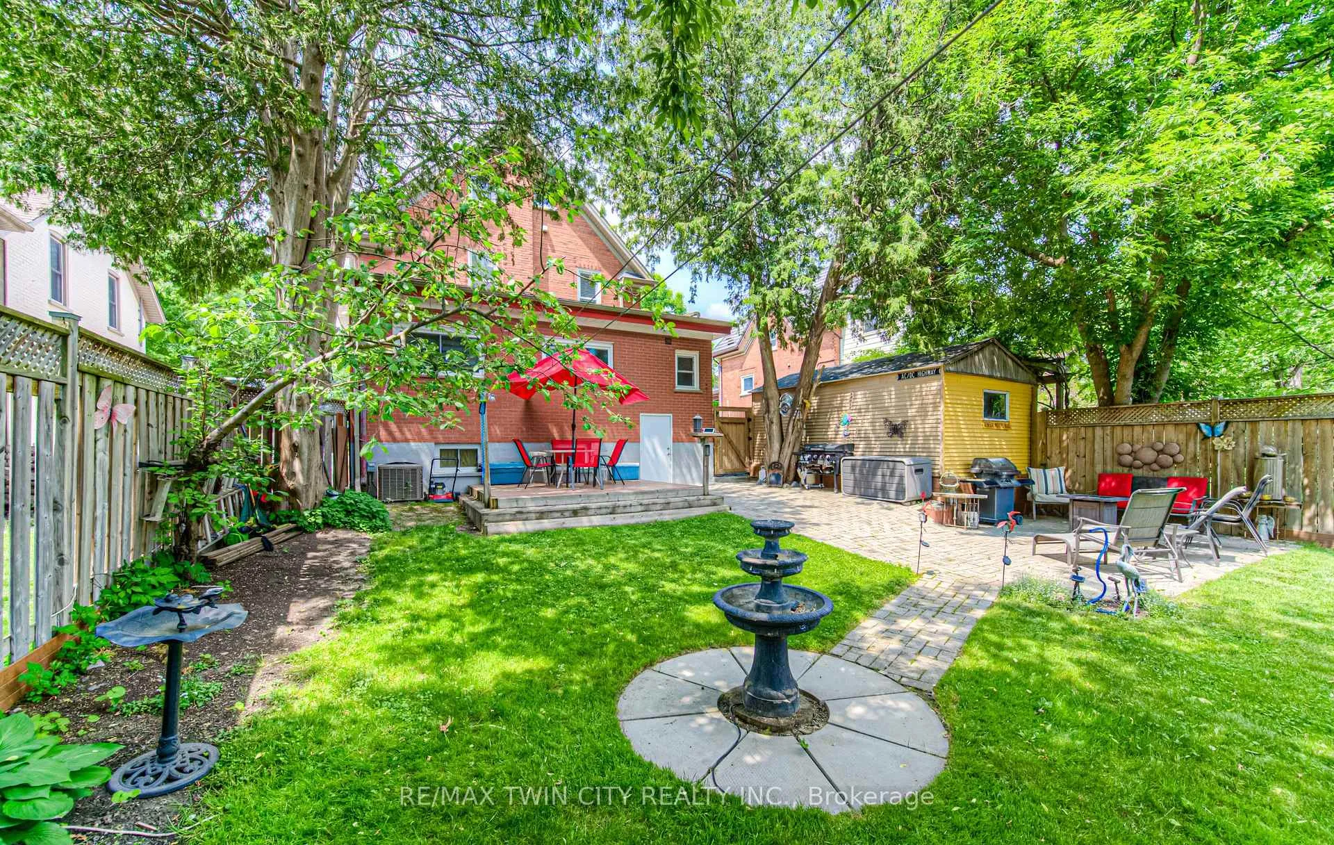 Photo 31 of 45 Brubacher Street, Kitchener — HOMEH