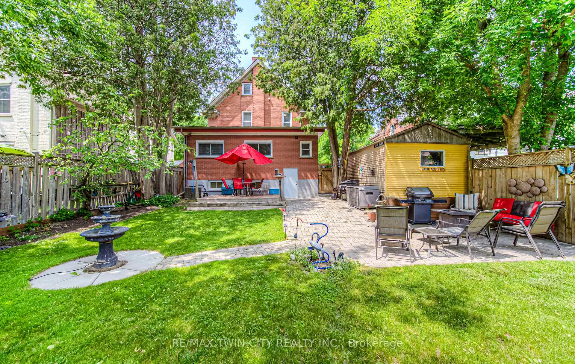 Photo 32 of 45 Brubacher Street, Kitchener — HOMEH