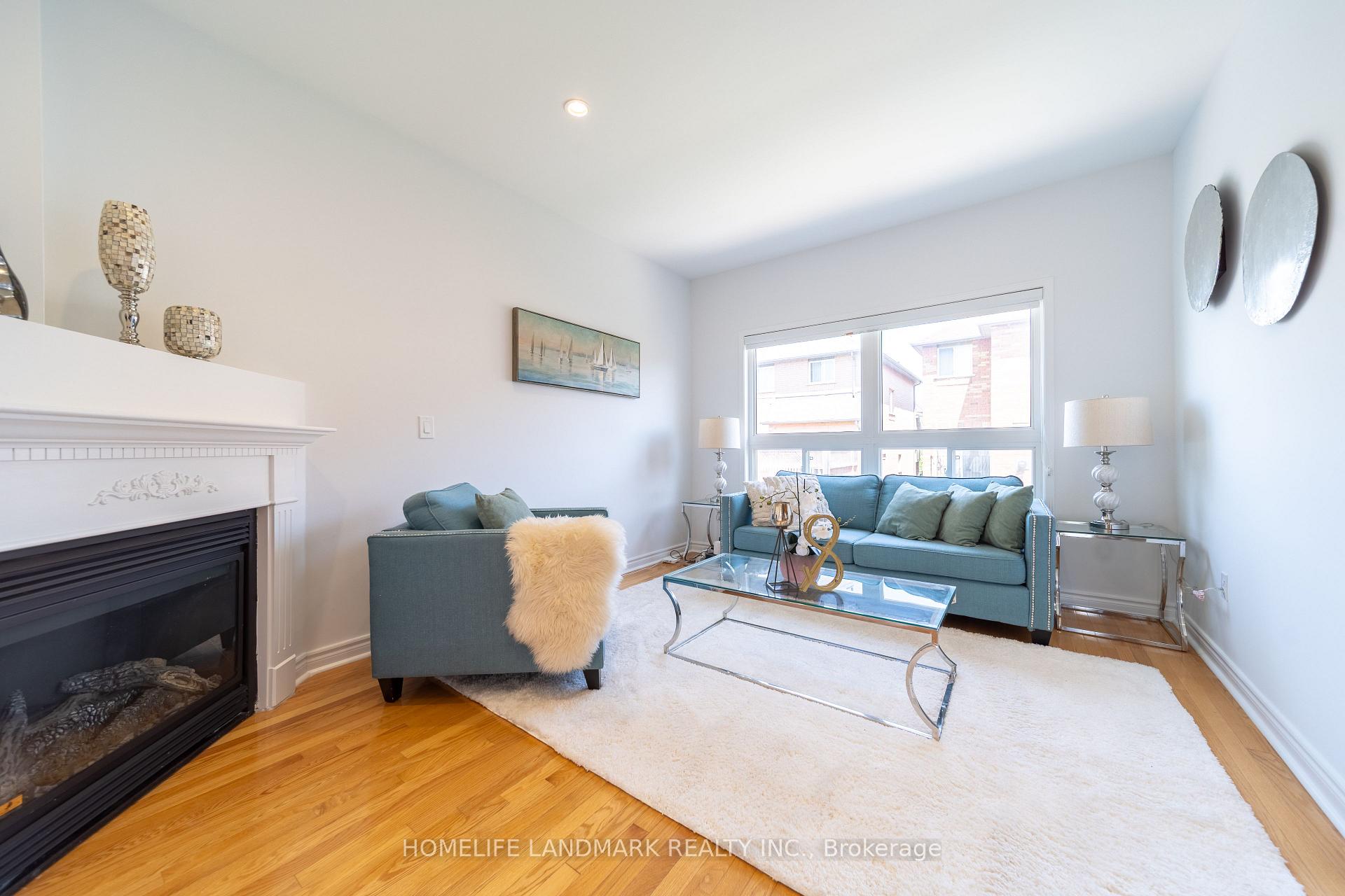 Photo 7 of 71 Orchard Hill Boulevard, Markham, Berczy — HOMEH