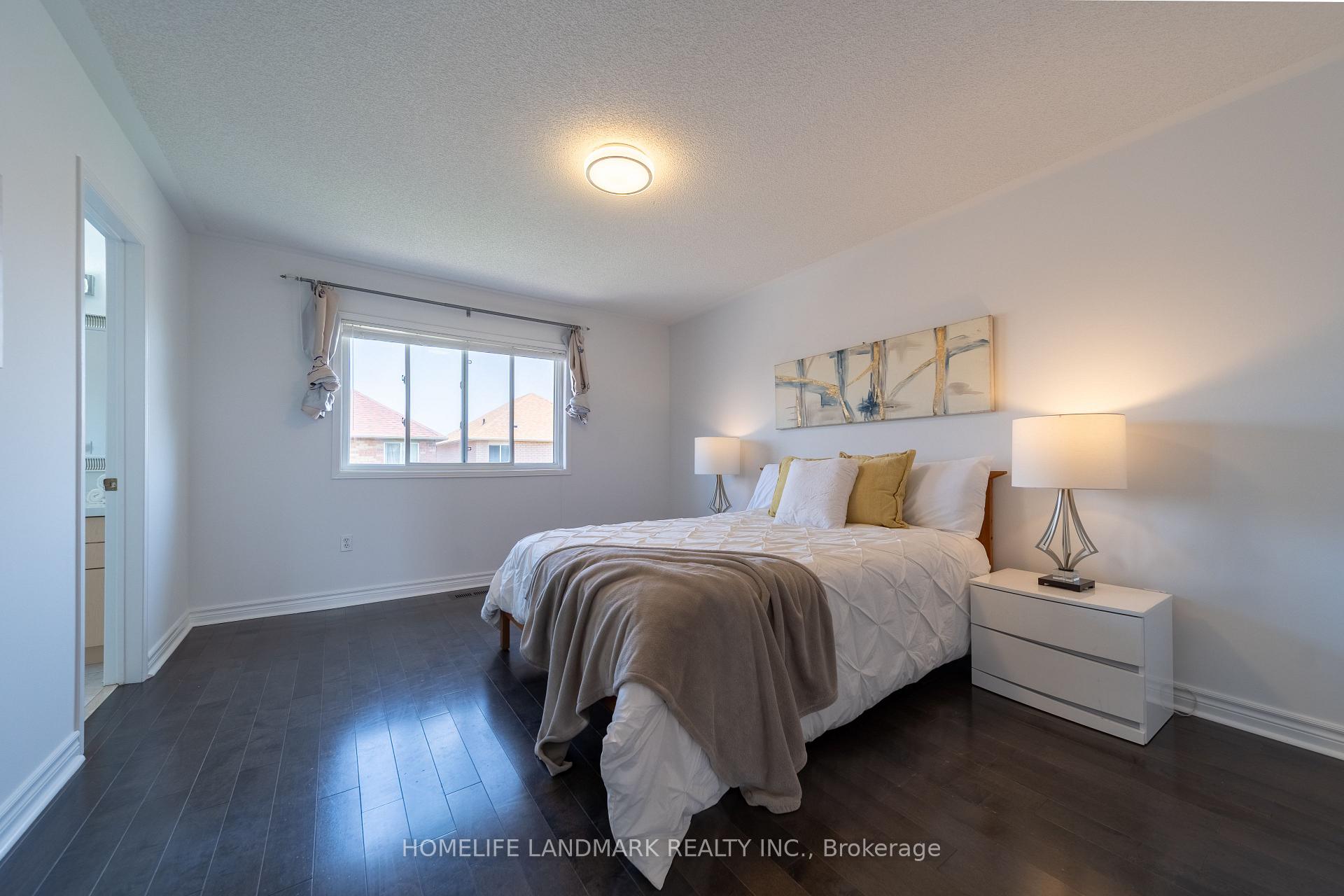 Photo 11 of 71 Orchard Hill Boulevard, Markham, Berczy — HOMEH