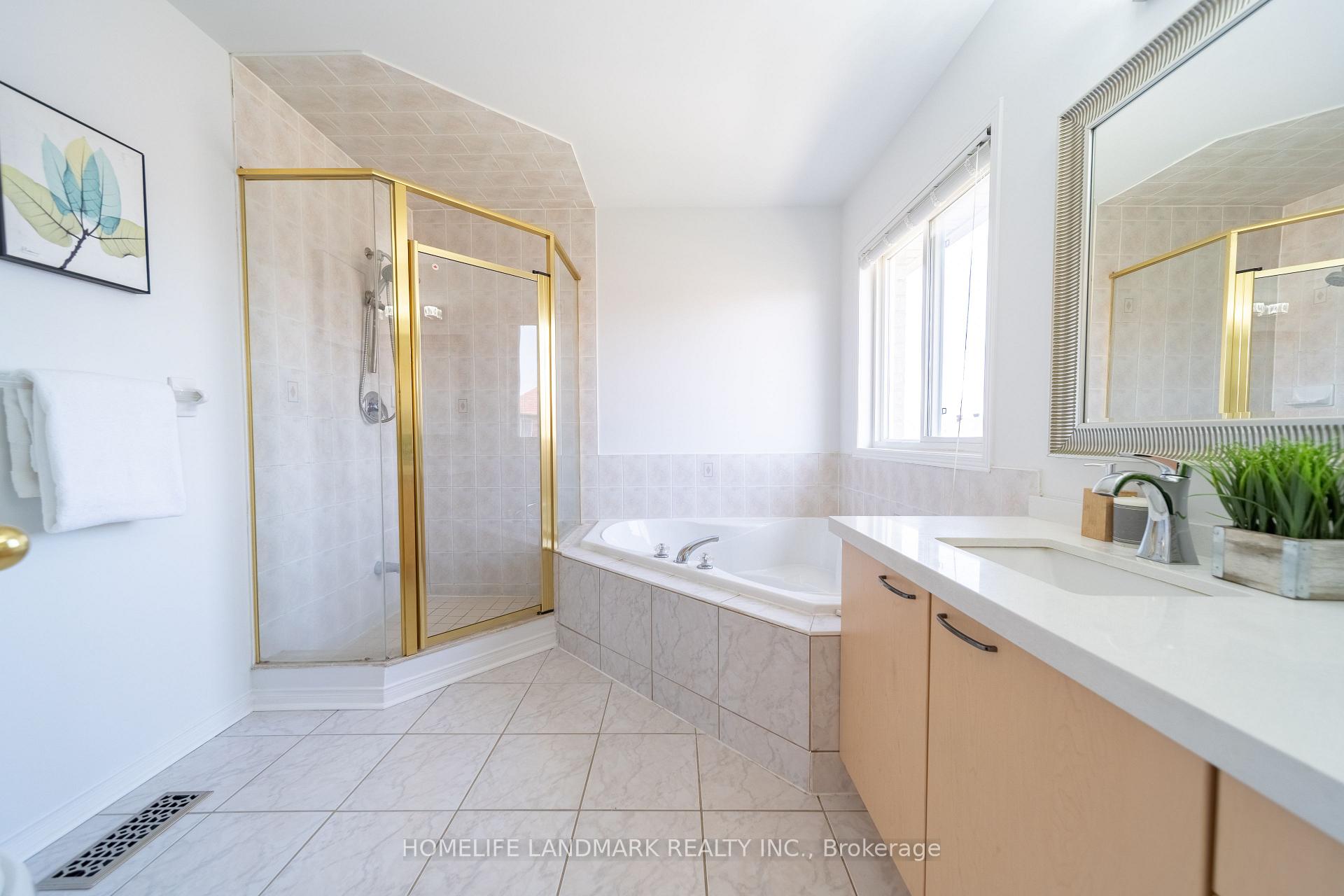 Photo 13 of 71 Orchard Hill Boulevard, Markham, Berczy — HOMEH