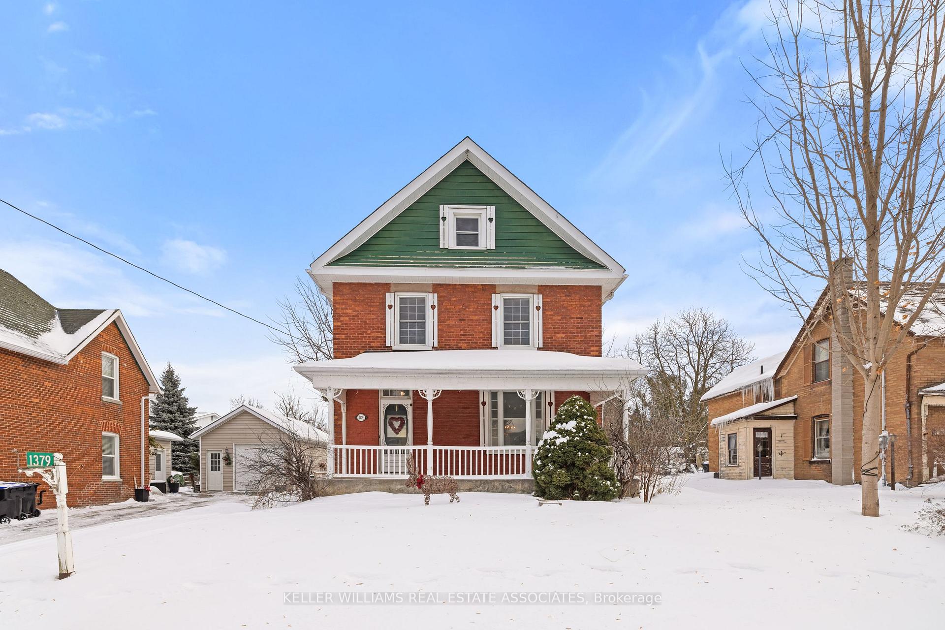 Front of 1379 Killarney Beach Road