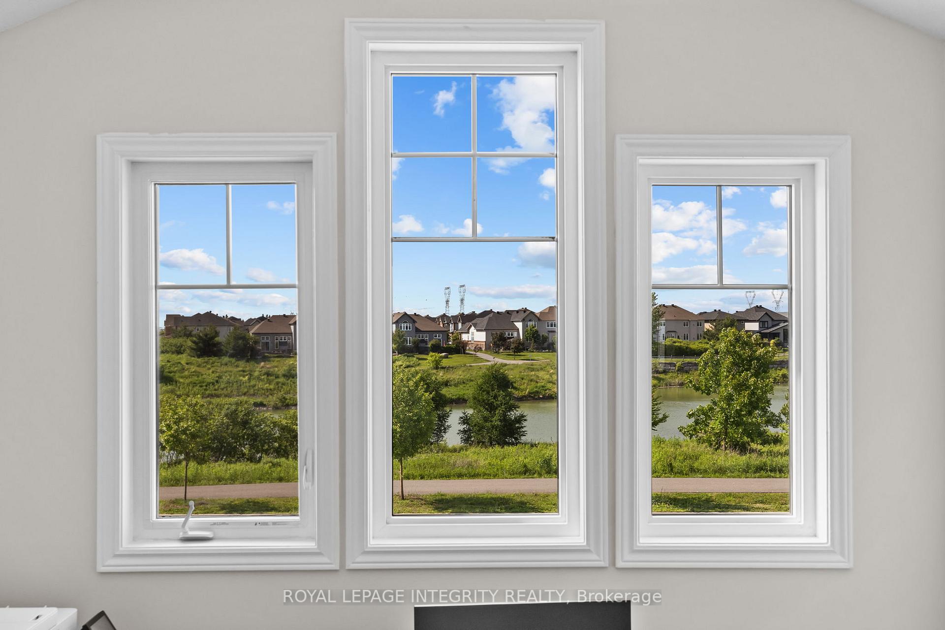 Photo 19 of 568 Cope Drive, Ottawa, Kanata - Emerald Meadows/Trailwest — HOMEH