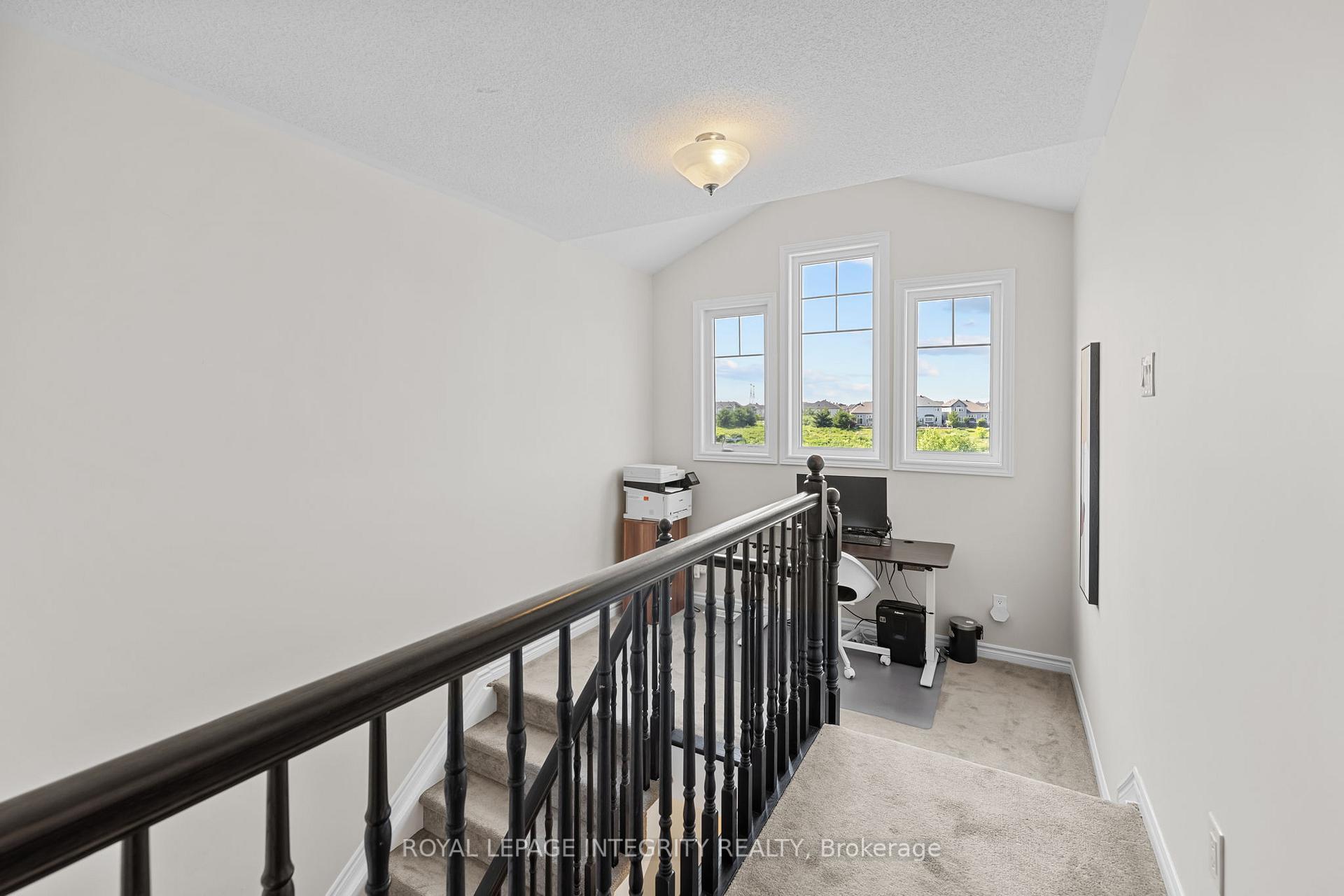 Photo 20 of 568 Cope Drive, Ottawa, Kanata - Emerald Meadows/Trailwest — HOMEH