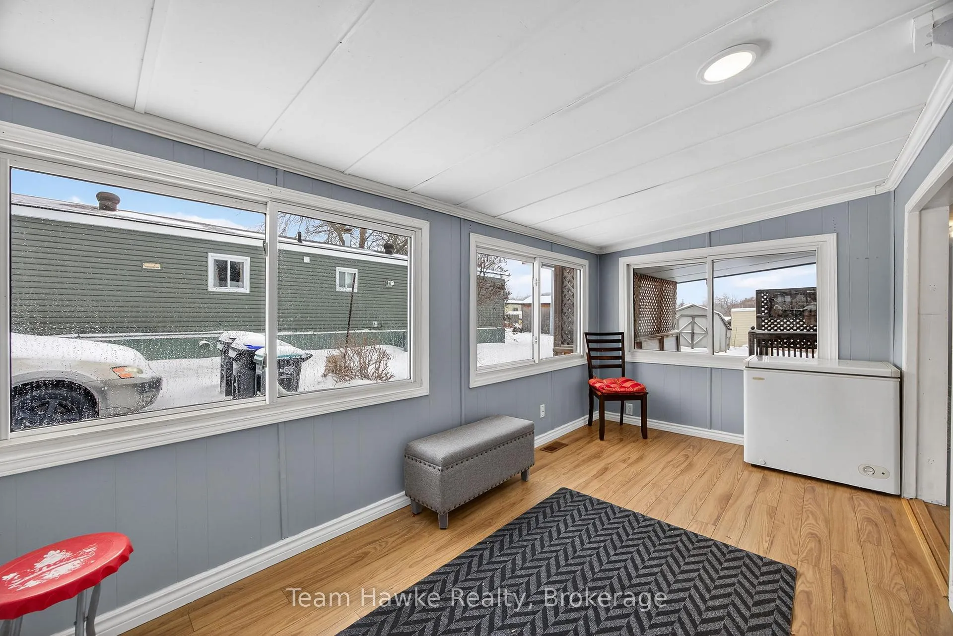 Photo 9 of 44 Northland Drive, Midland — HOMEH