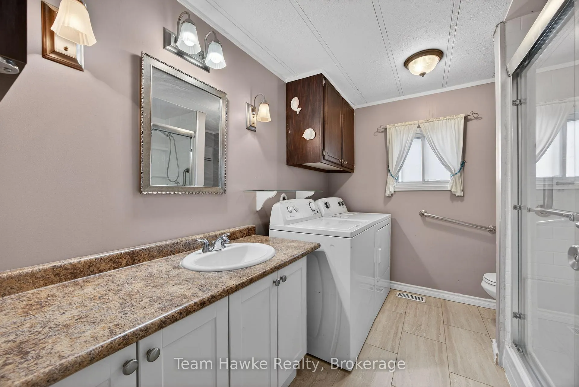 Photo 29 of 44 Northland Drive, Midland — HOMEH