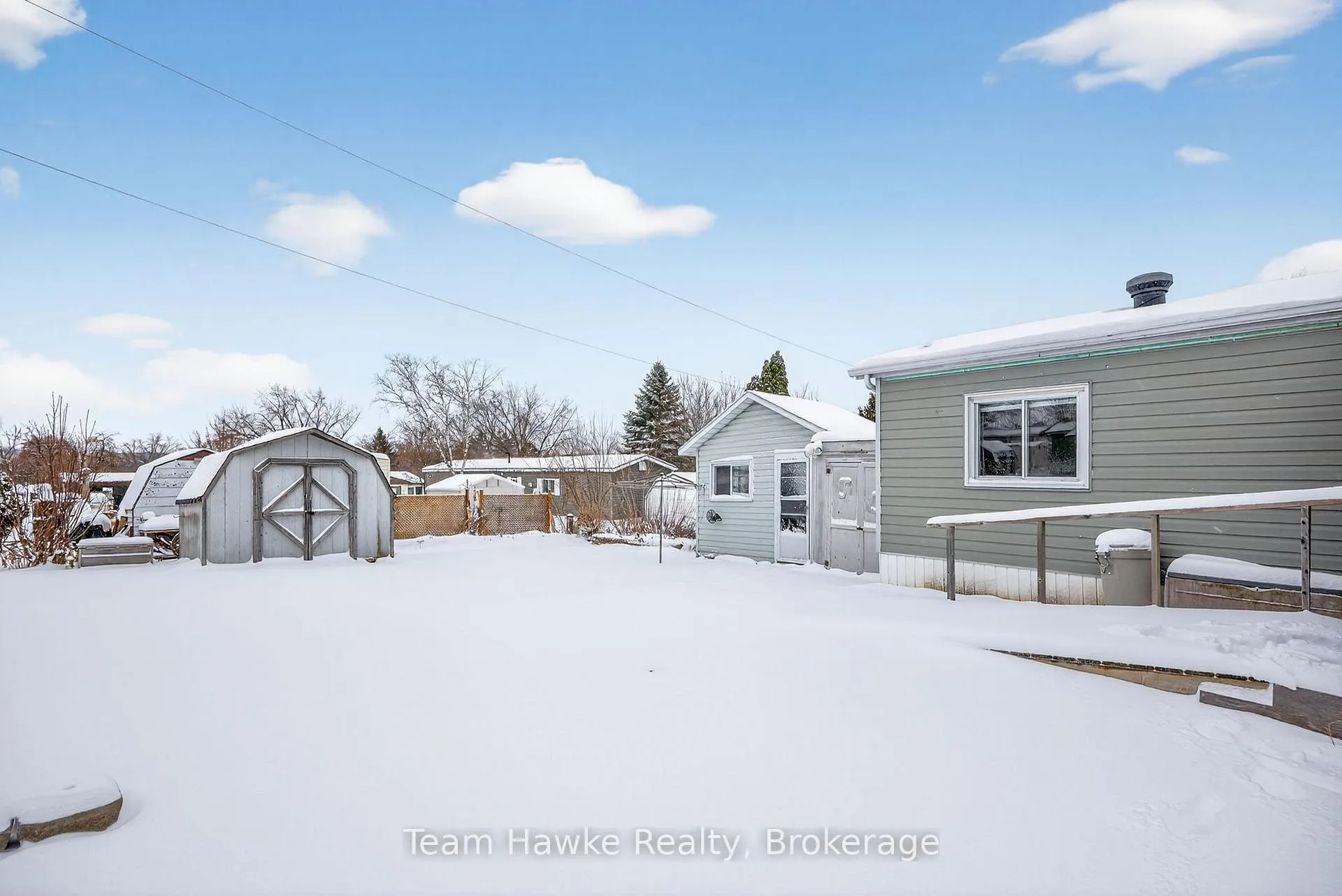 Photo 35 of 44 Northland Drive, Midland — HOMEH