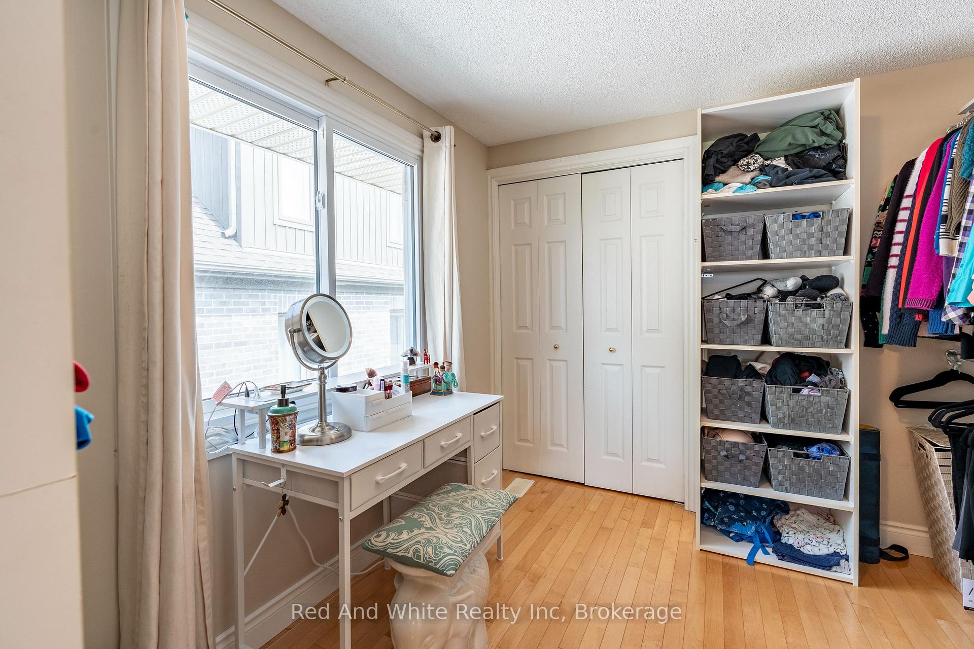 Photo 14 of 447 Old Chicopee Trail, Kitchener — HOMEH