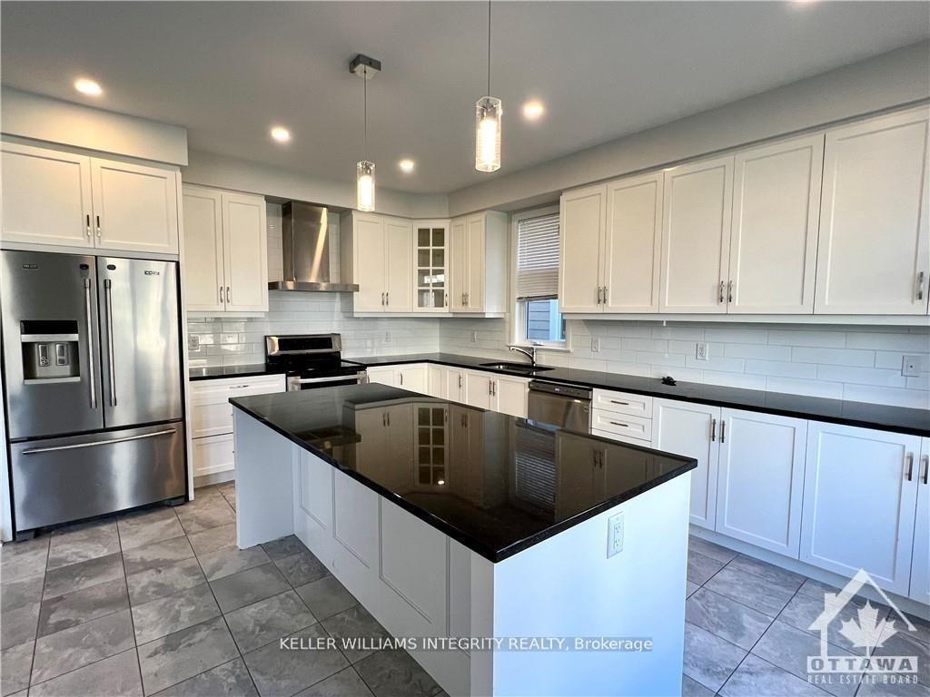 Photo 12 of 11 Coquina Place, Ottawa, Kanata - Kanata Lakes/Heritage Hills — HOMEH