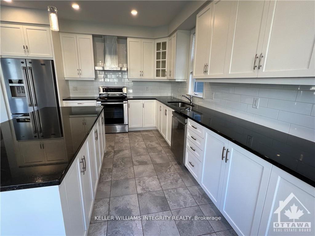 Photo 15 of 11 Coquina Place, Ottawa, Kanata - Kanata Lakes/Heritage Hills — HOMEH