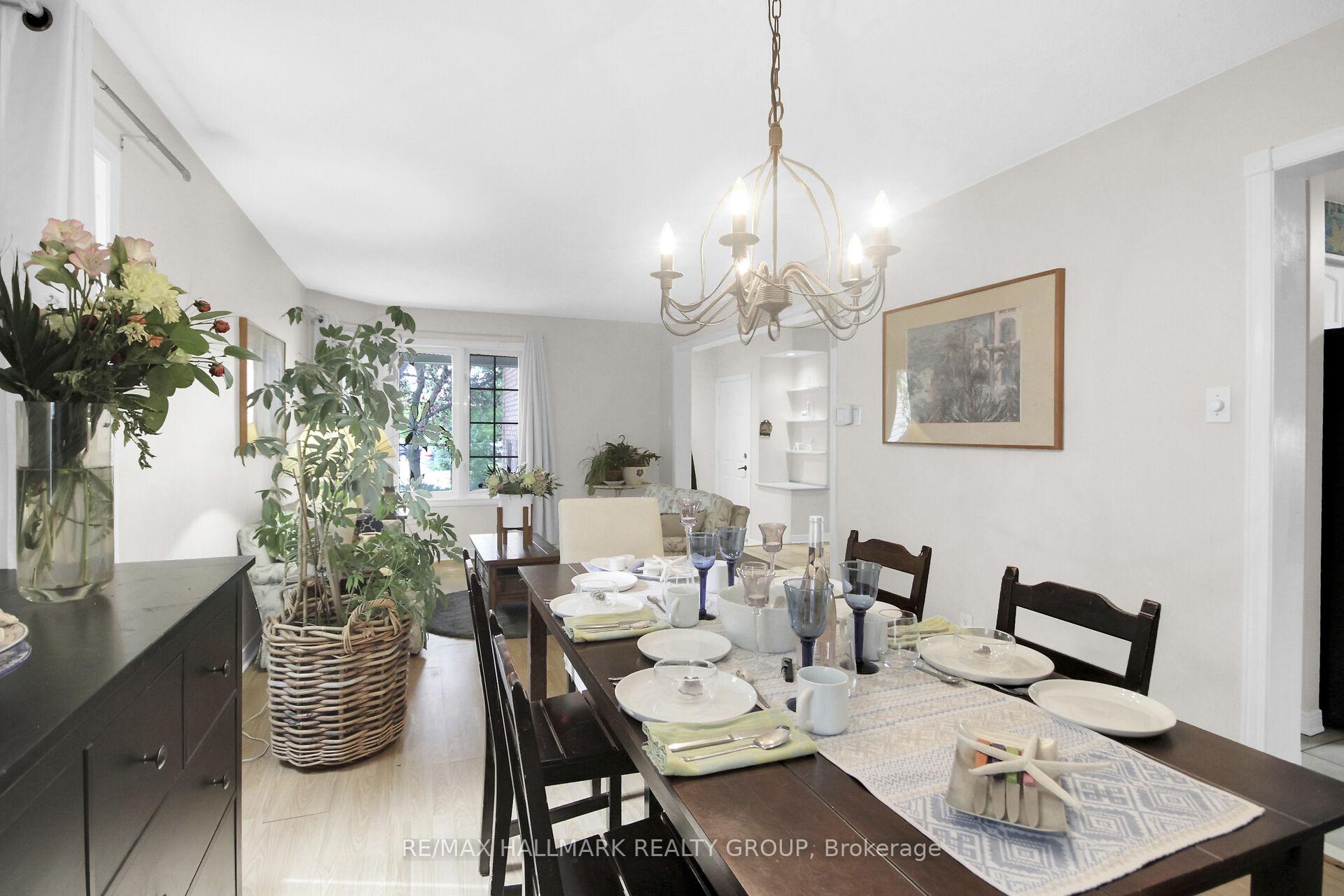 Photo 6 of 137 Springcreek Crescent, Ottawa, Kanata - Bridlewood — HOMEH