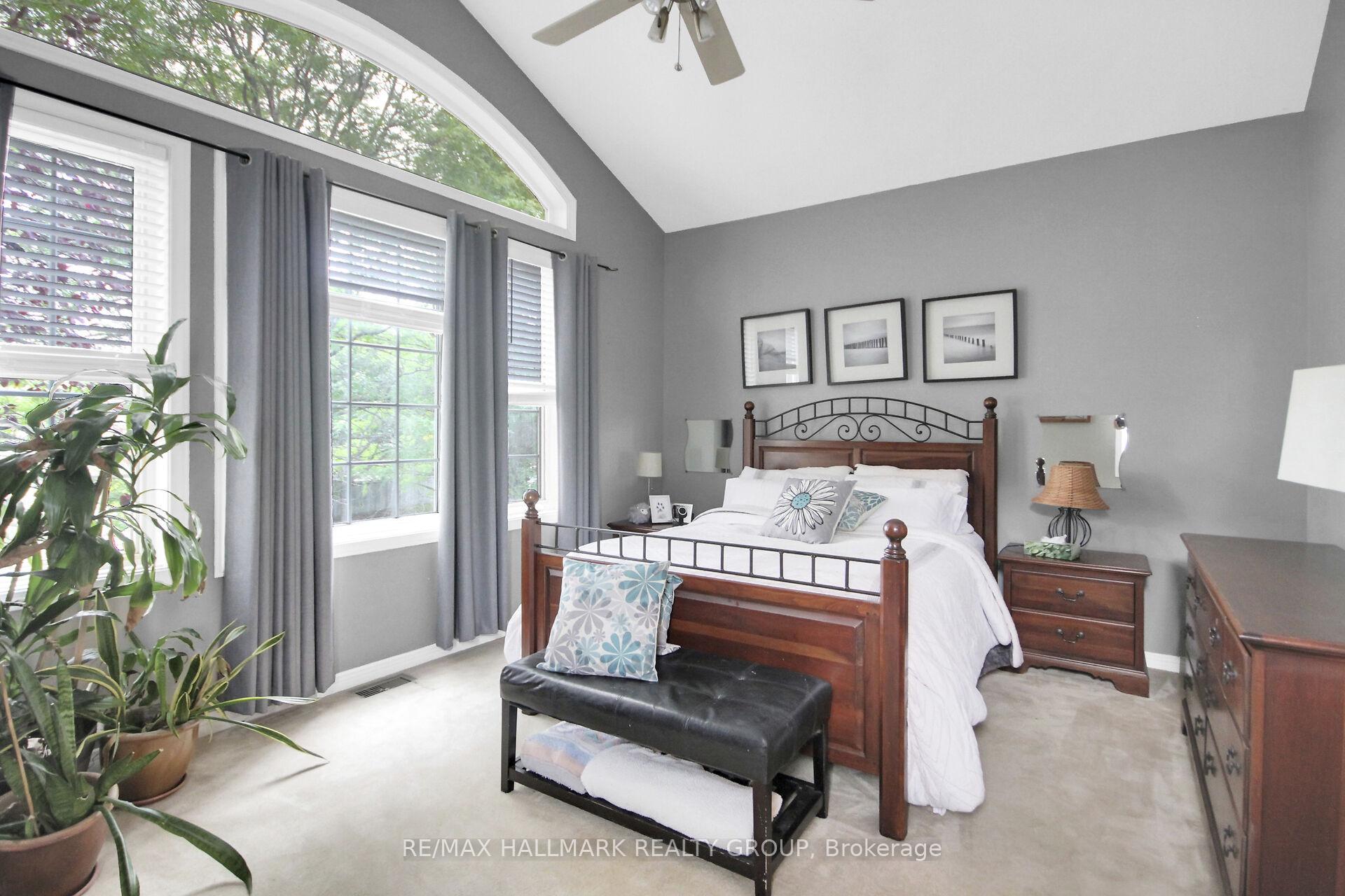 Photo 15 of 137 Springcreek Crescent, Ottawa, Kanata - Bridlewood — HOMEH