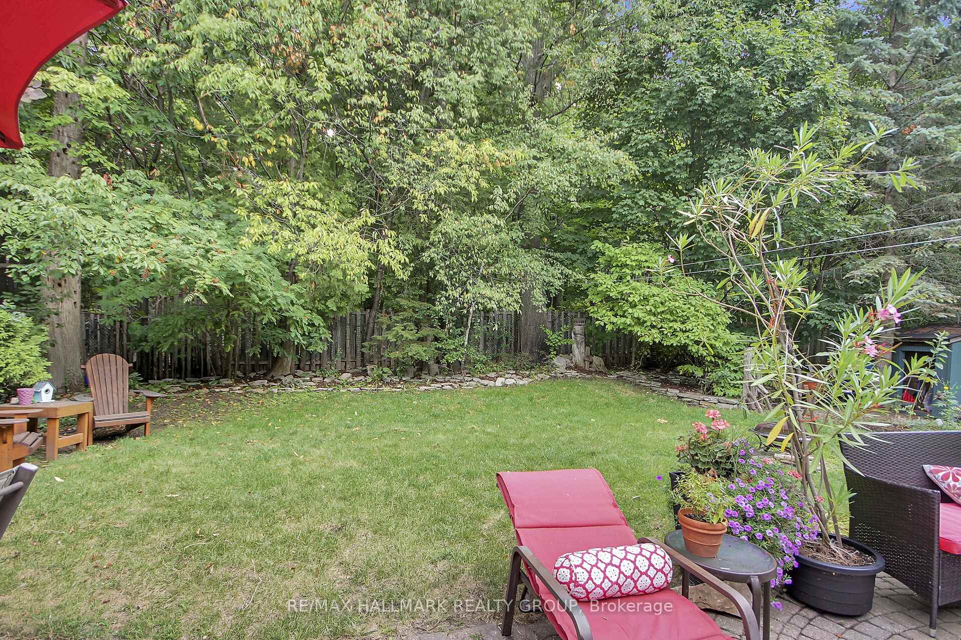 Photo 24 of 137 Springcreek Crescent, Ottawa, Kanata - Bridlewood — HOMEH