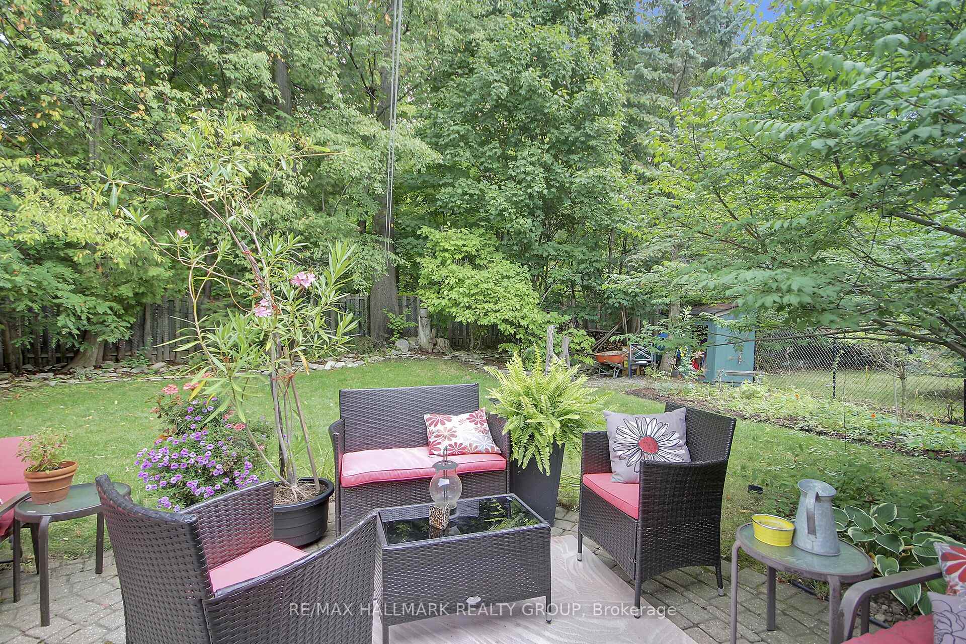 Photo 26 of 137 Springcreek Crescent, Ottawa, Kanata - Bridlewood — HOMEH