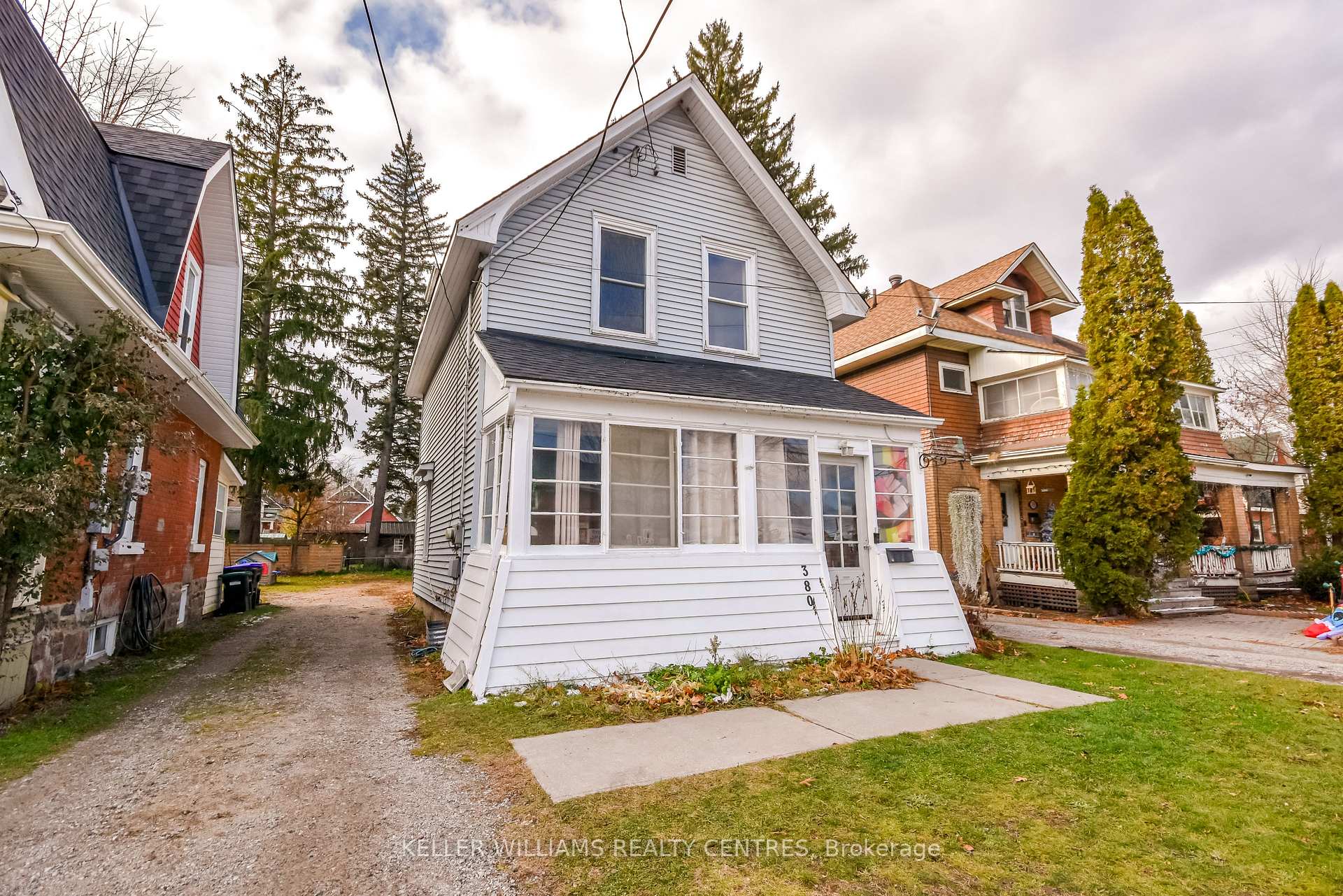 Photo 1 of 380 Frederick Street, Midland — HOMEH