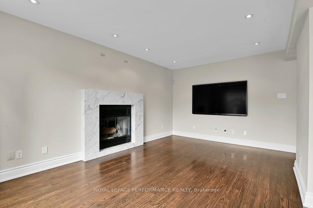 Photo 14 of 51 Goulding Crescent, Ottawa, Kanata - Kanata Lakes/Heritage Hills — HOMEH