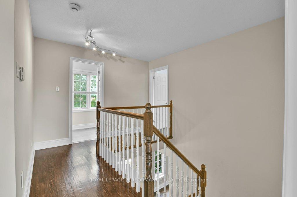 Photo 17 of 51 Goulding Crescent, Ottawa, Kanata - Kanata Lakes/Heritage Hills — HOMEH
