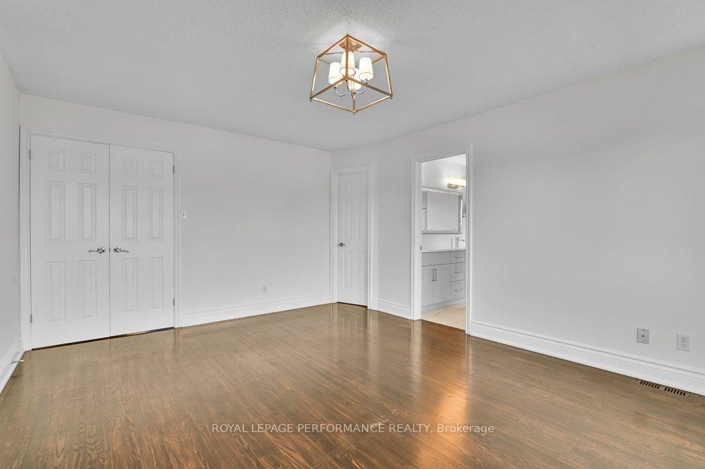 Photo 19 of 51 Goulding Crescent, Ottawa, Kanata - Kanata Lakes/Heritage Hills — HOMEH
