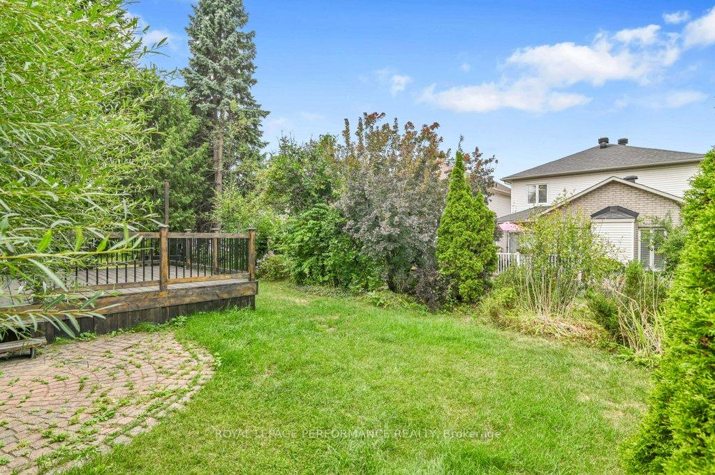 Photo 34 of 51 Goulding Crescent, Ottawa, Kanata - Kanata Lakes/Heritage Hills — HOMEH