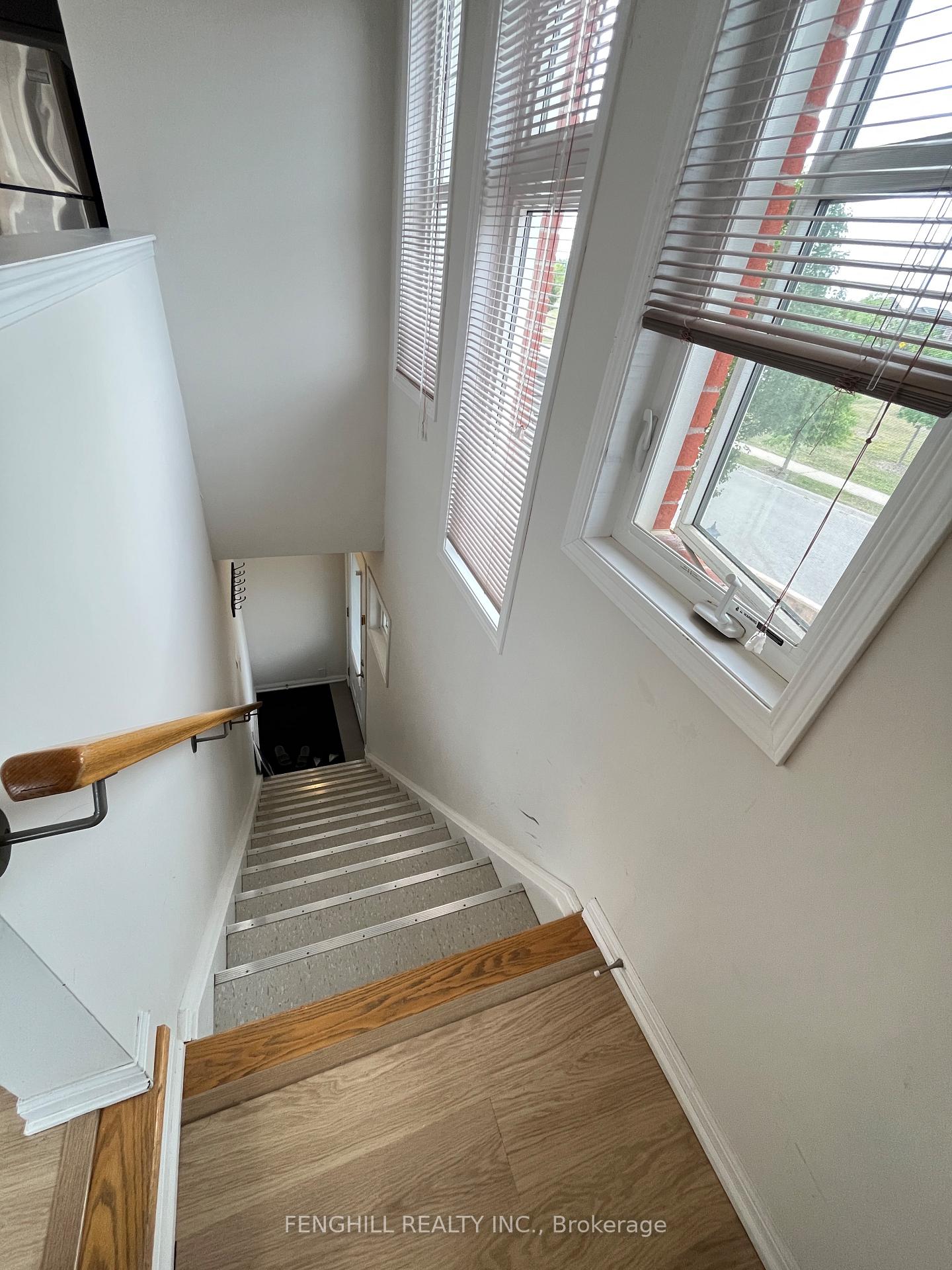 Photo 3 of 456 Cornell Centre Boulevard, Markham, Cornell — HOMEH