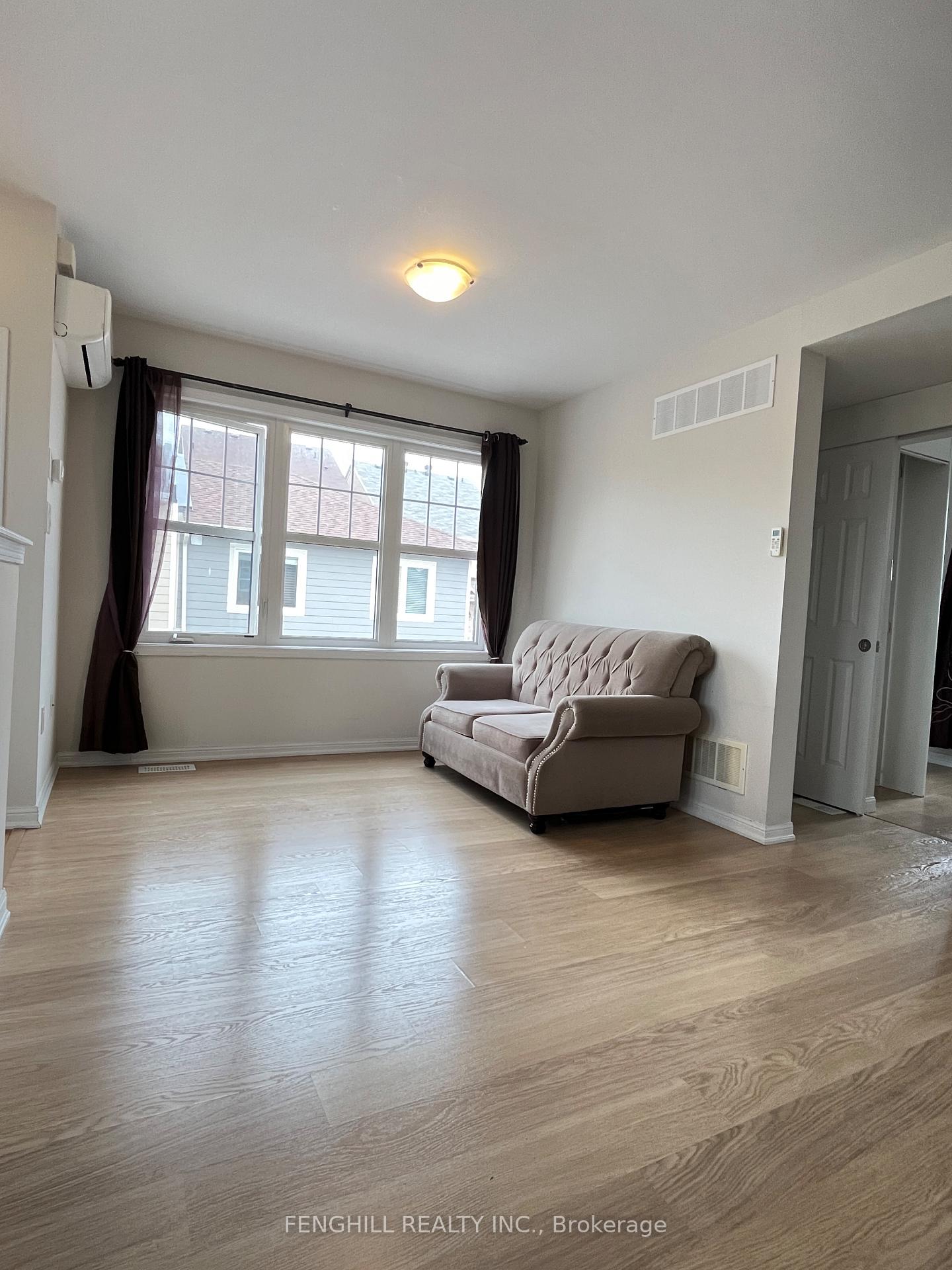 Photo 11 of 456 Cornell Centre Boulevard, Markham, Cornell — HOMEH