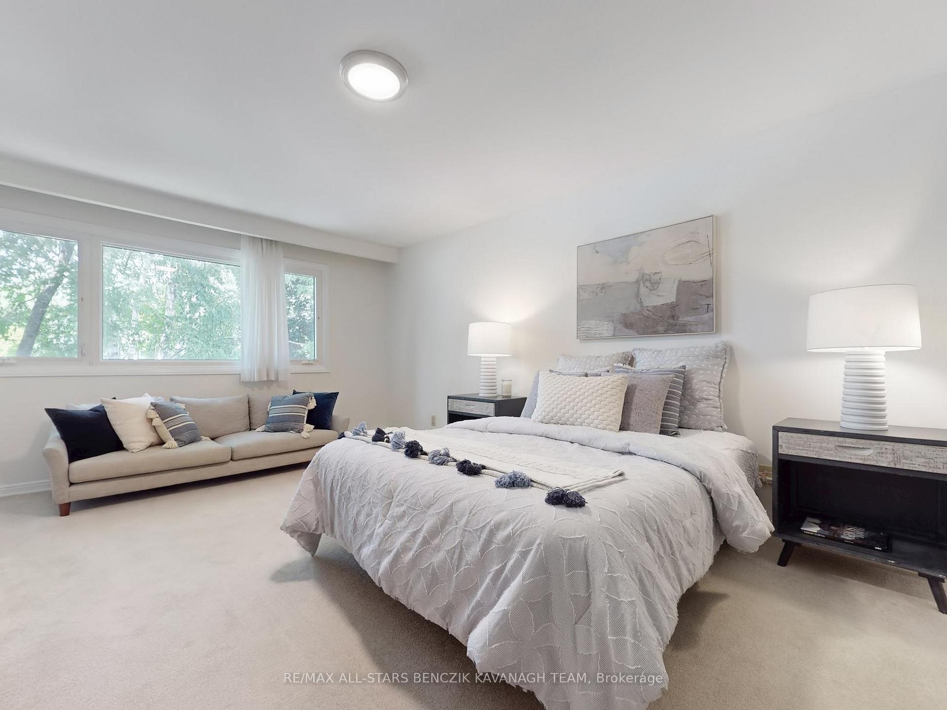 Photo 14 of 19 Elm Lea Street, Markham, Markham Village — HOMEH