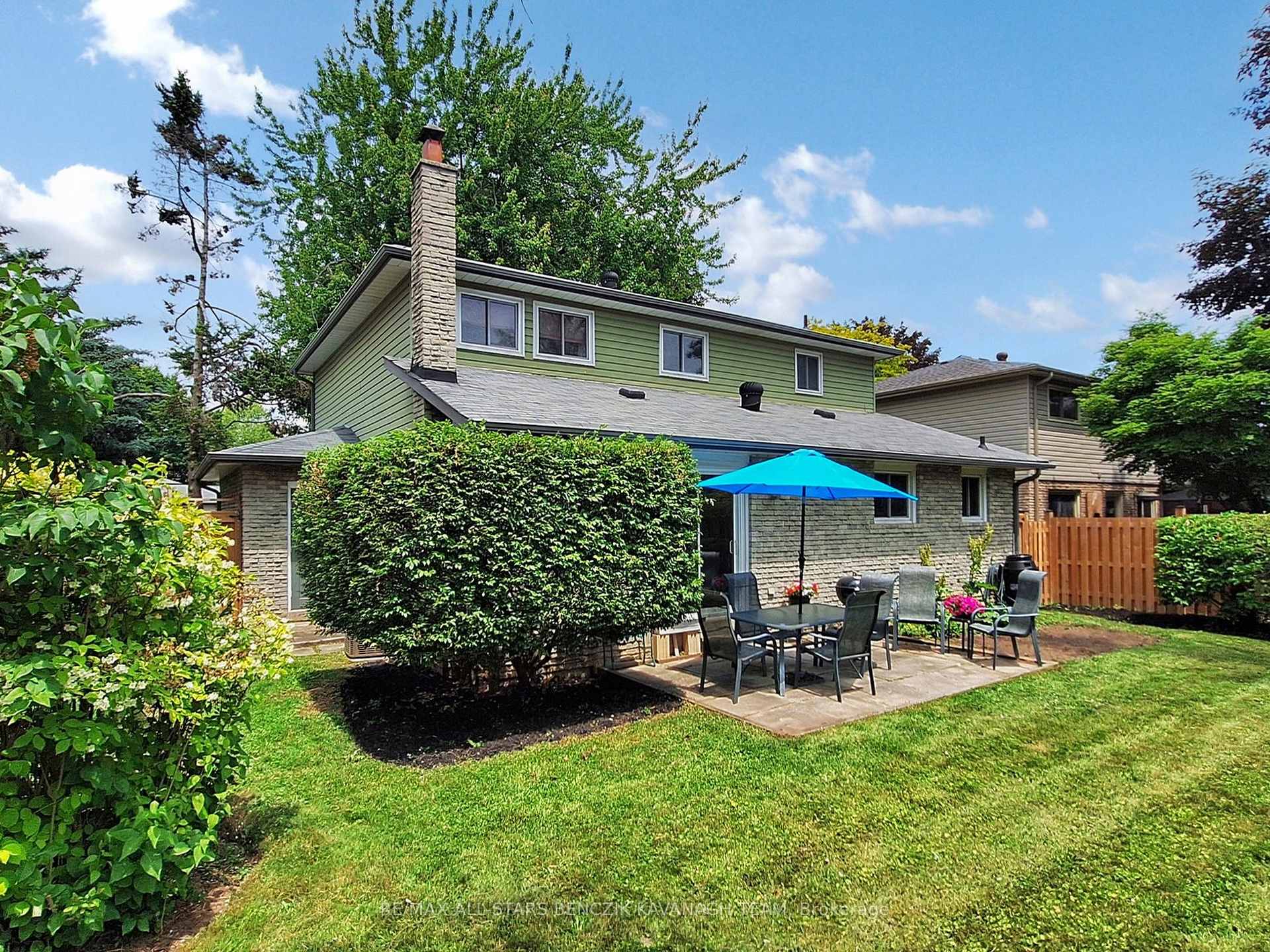 Photo 23 of 19 Elm Lea Street, Markham, Markham Village — HOMEH