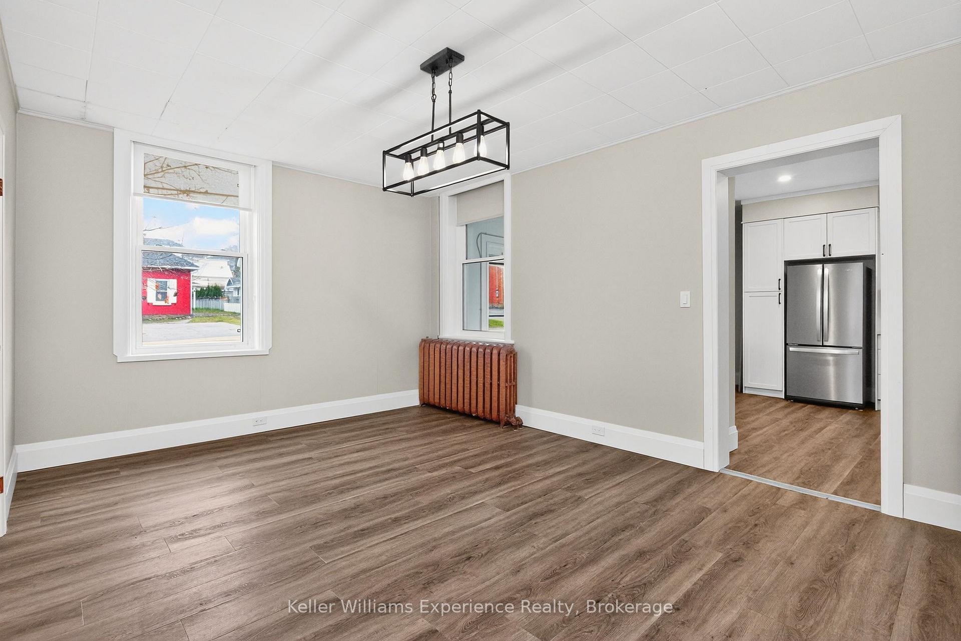 Photo 4 of 608 Dominion Avenue, Midland — HOMEH