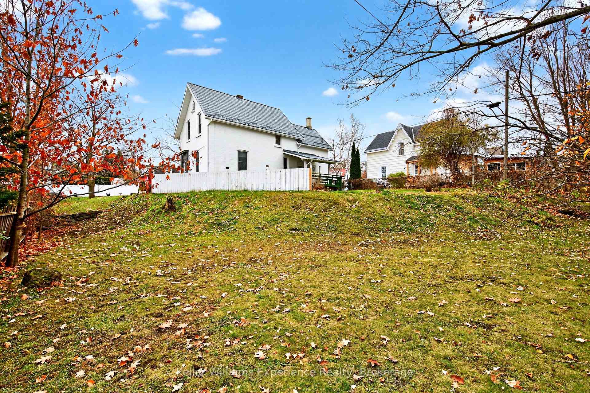 Photo 15 of 608 Dominion Avenue, Midland — HOMEH