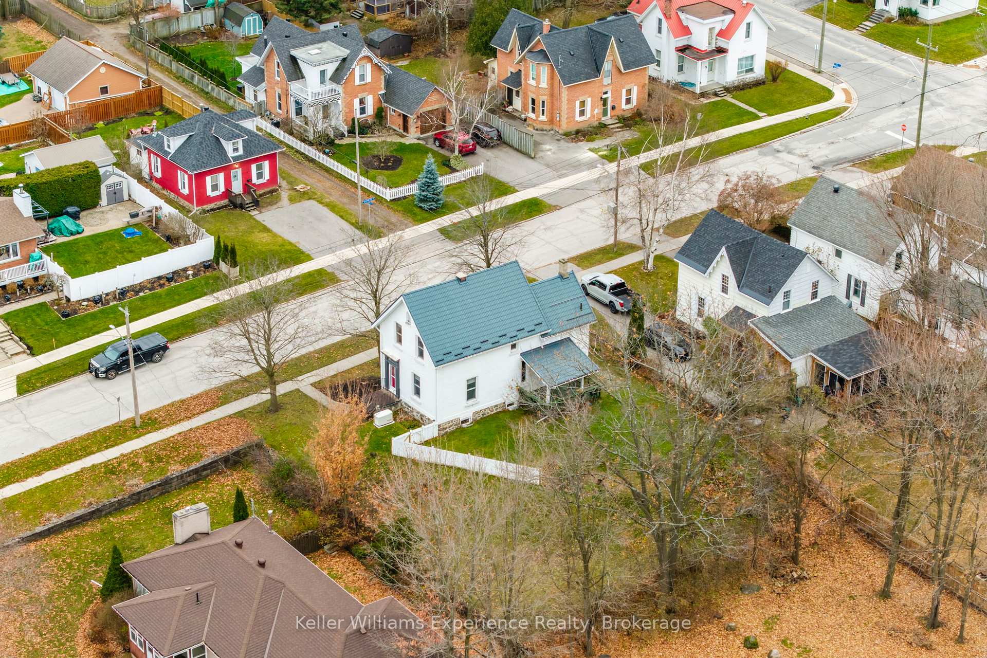 Photo 16 of 608 Dominion Avenue, Midland — HOMEH