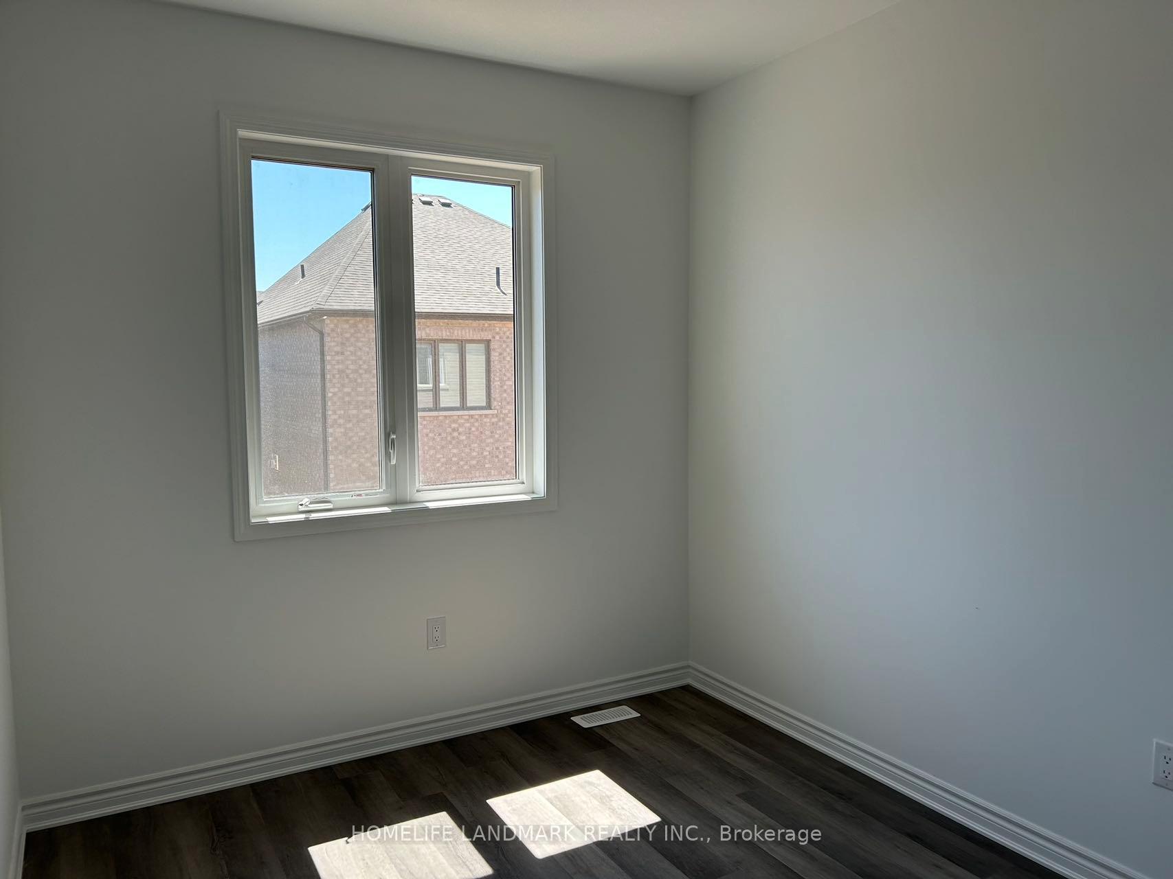 Photo 10 of 1836 Thames Circle, Milton, Bowes — HOMEH