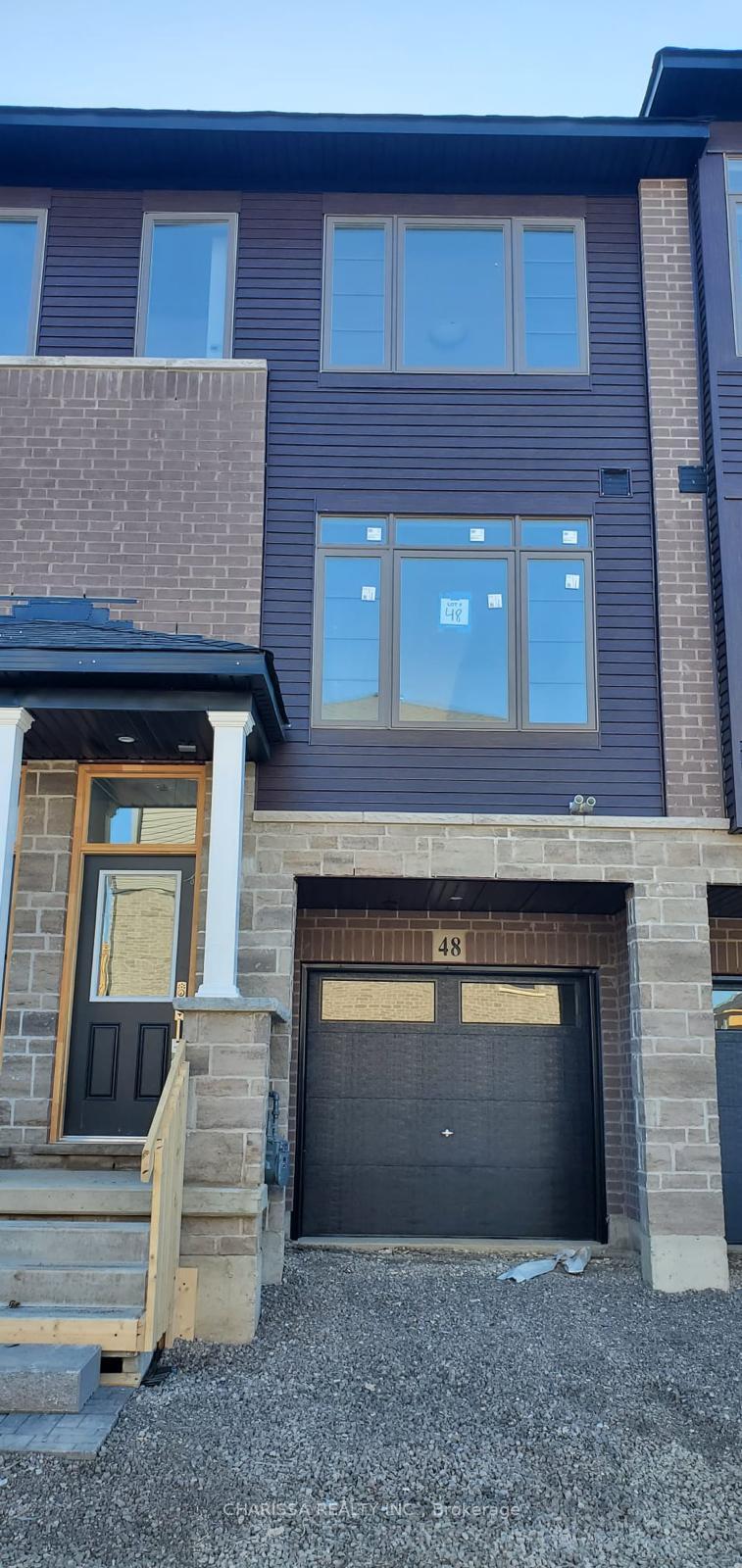 Photo 2 of Unit 48, 61 Soho Street, Hamilton, Stoney Creek — HOMEH