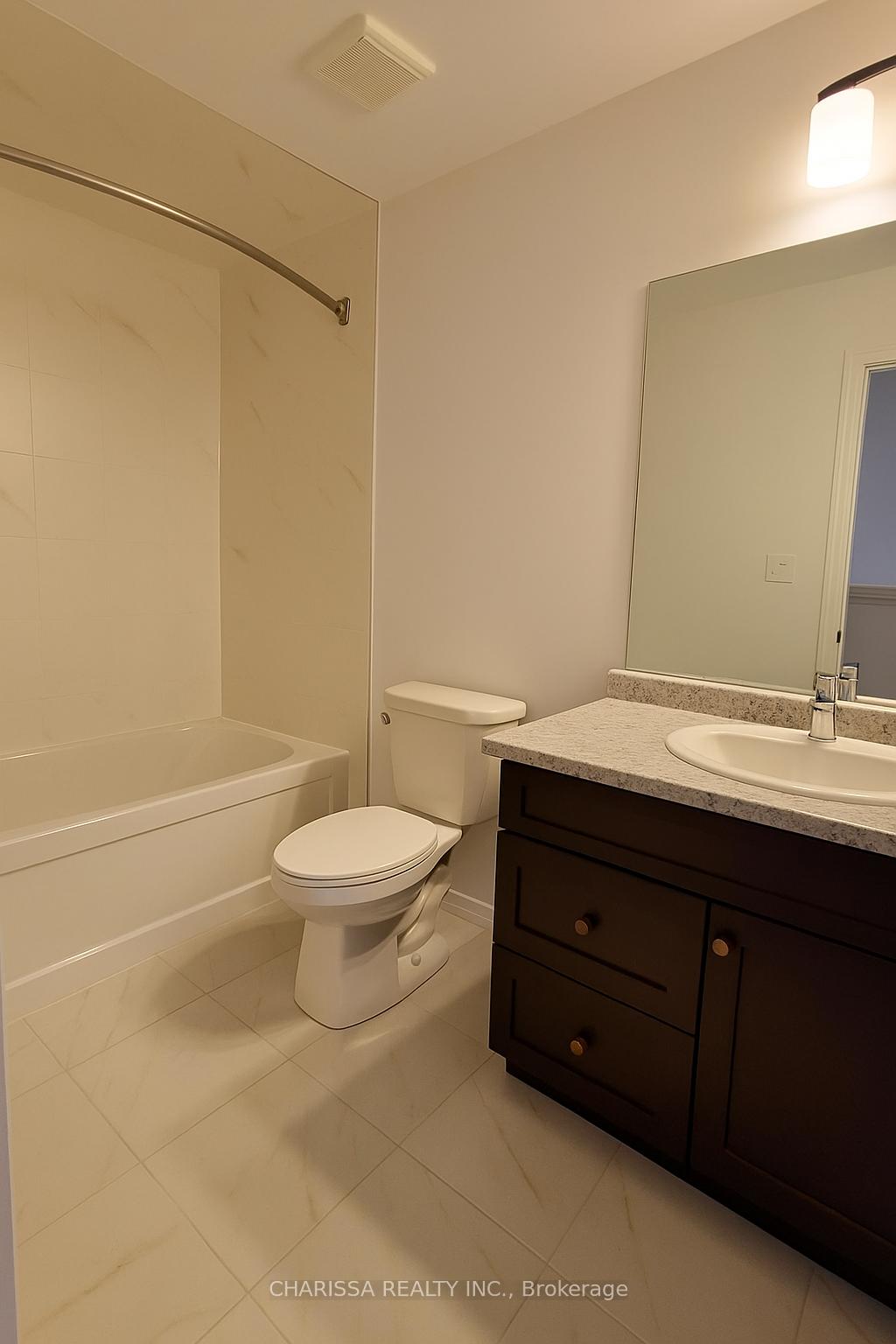 Photo 6 of Unit 48, 61 Soho Street, Hamilton, Stoney Creek — HOMEH
