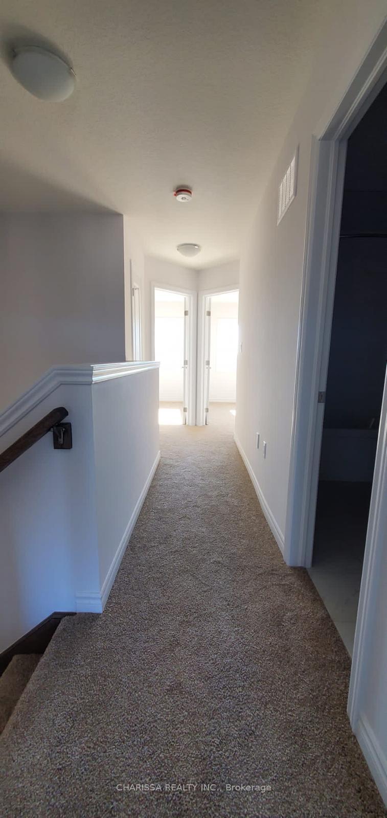 Photo 10 of Unit 48, 61 Soho Street, Hamilton, Stoney Creek — HOMEH
