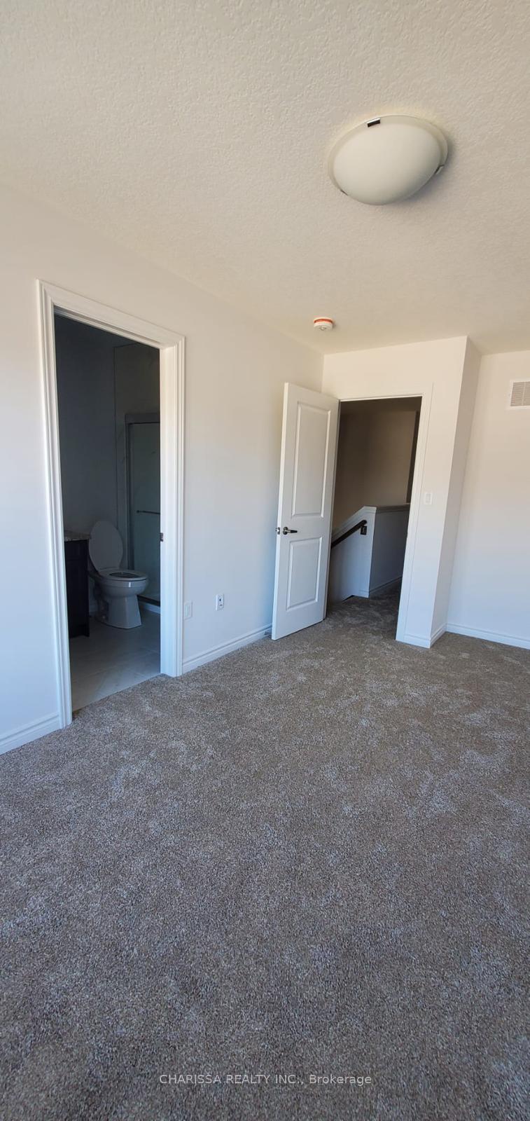 Photo 13 of Unit 48, 61 Soho Street, Hamilton, Stoney Creek — HOMEH