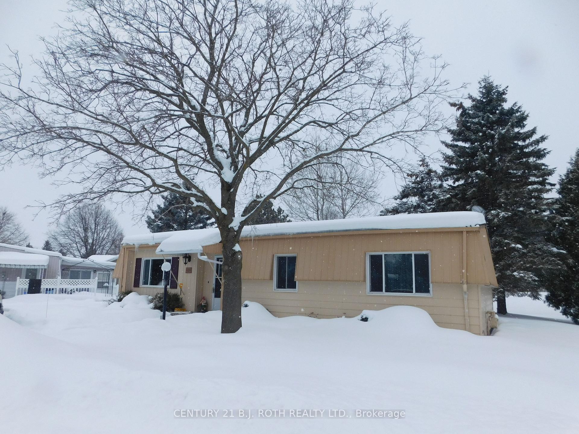 Photo 7 of 8 Norris Arm, Innisfil, Rural Innisfil — HOMEH