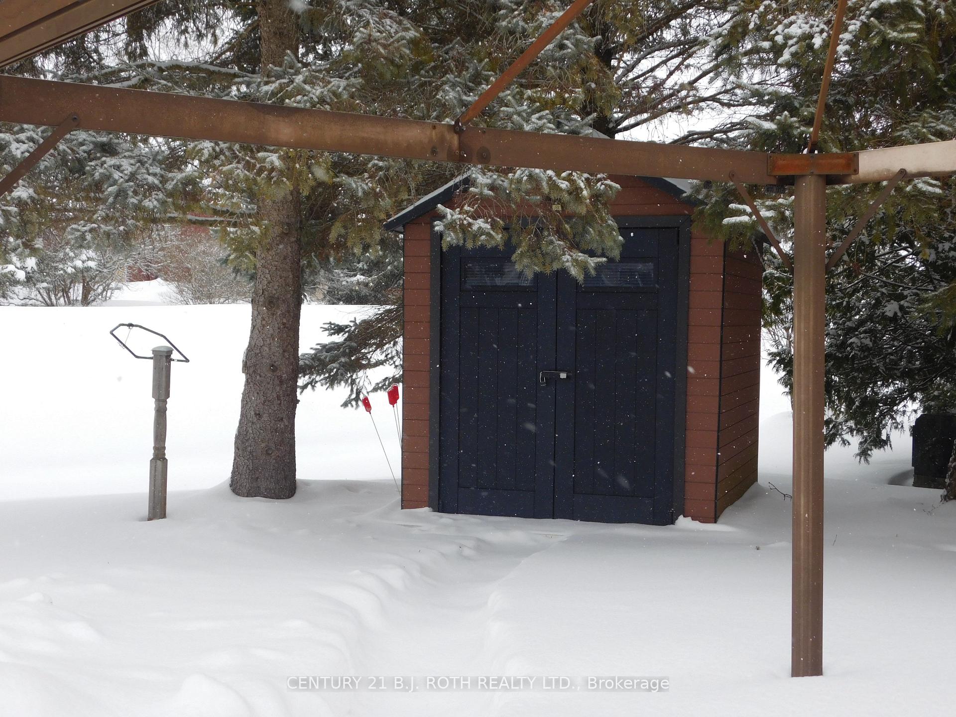 Photo 9 of 8 Norris Arm, Innisfil, Rural Innisfil — HOMEH
