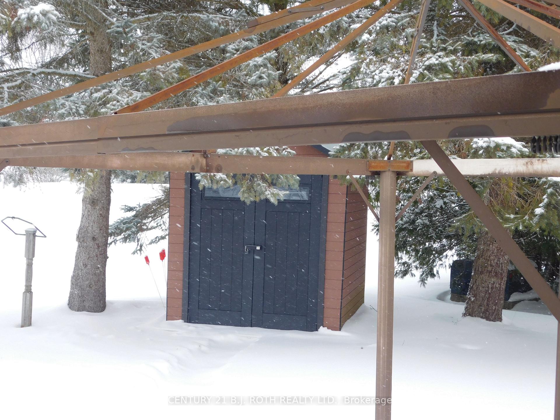 Photo 10 of 8 Norris Arm, Innisfil, Rural Innisfil — HOMEH