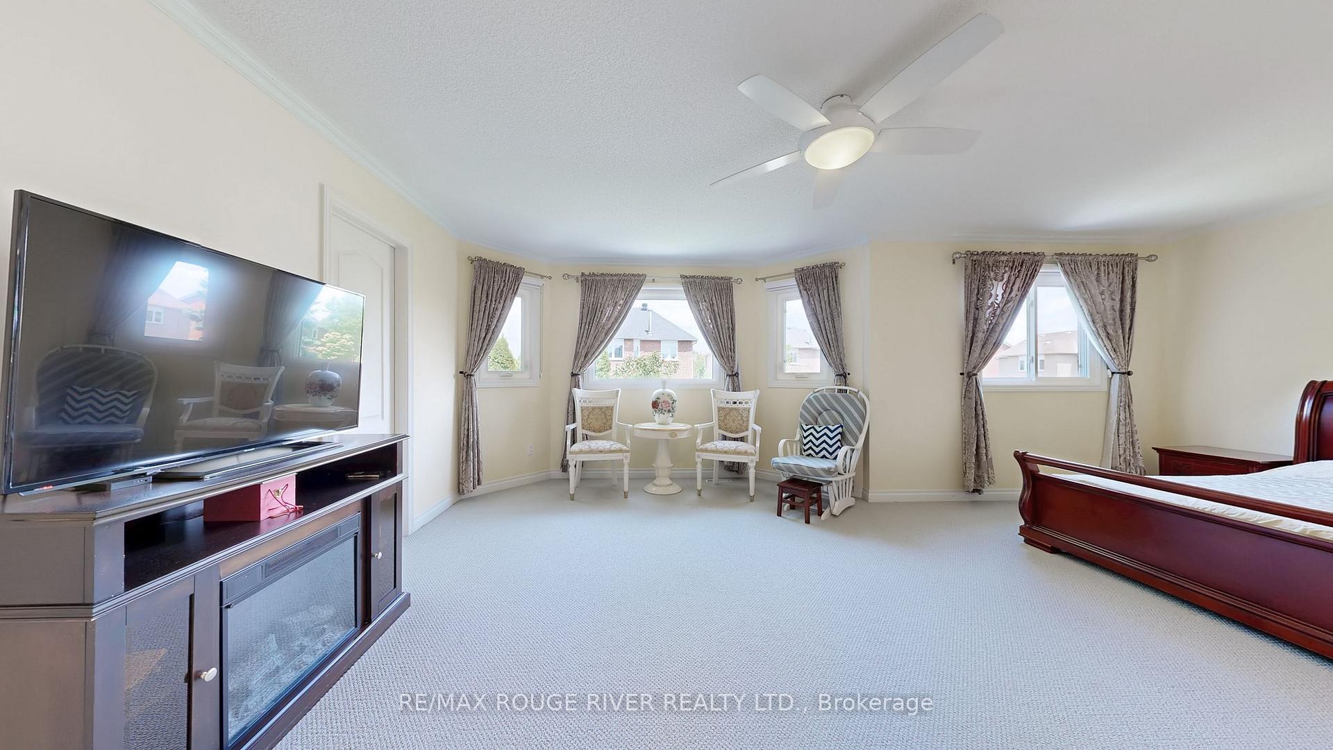 Photo 26 of 8 Lismer Court, Markham, Unionville — HOMEH
