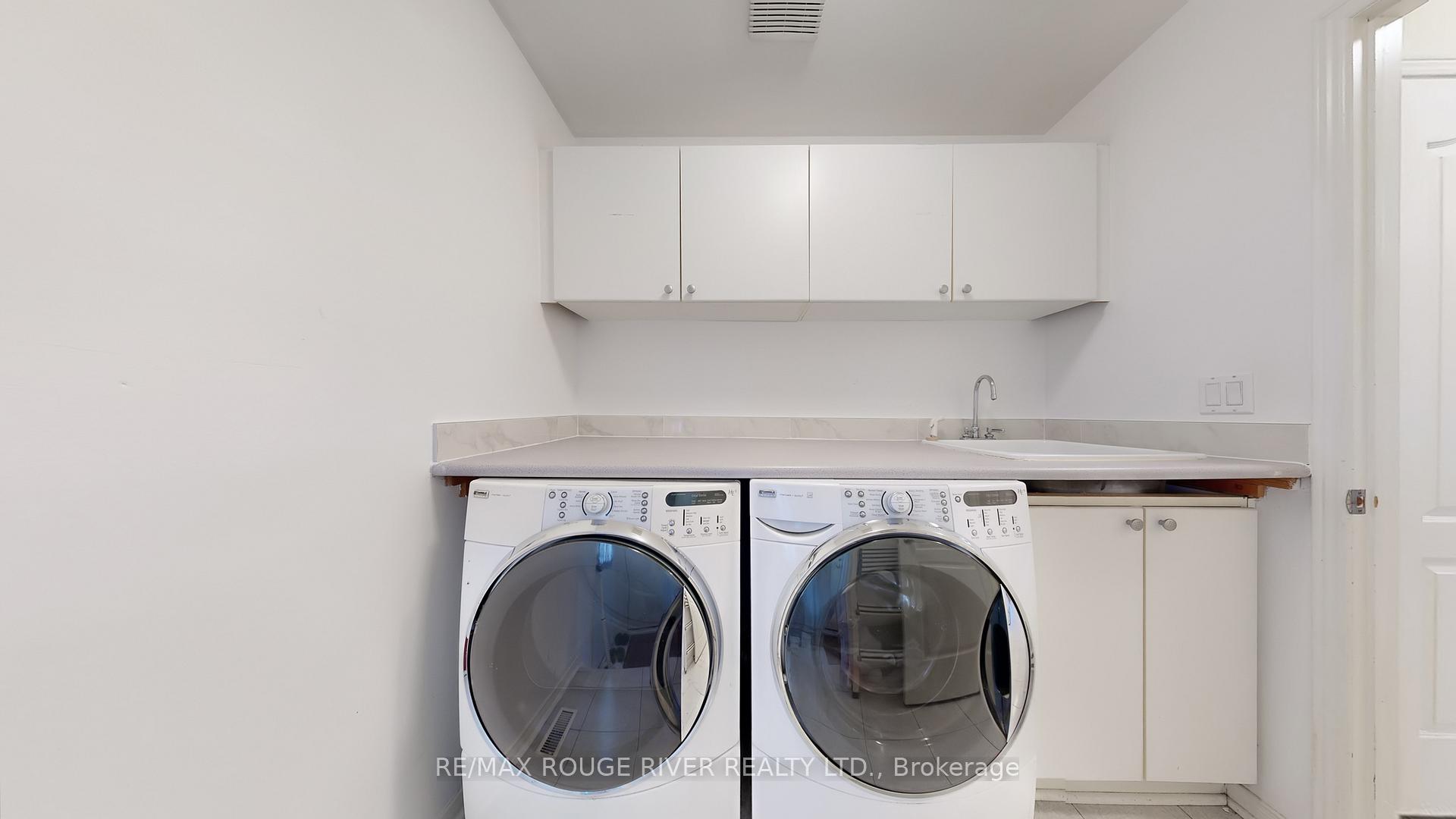 Photo 44 of 8 Lismer Court, Markham, Unionville — HOMEH