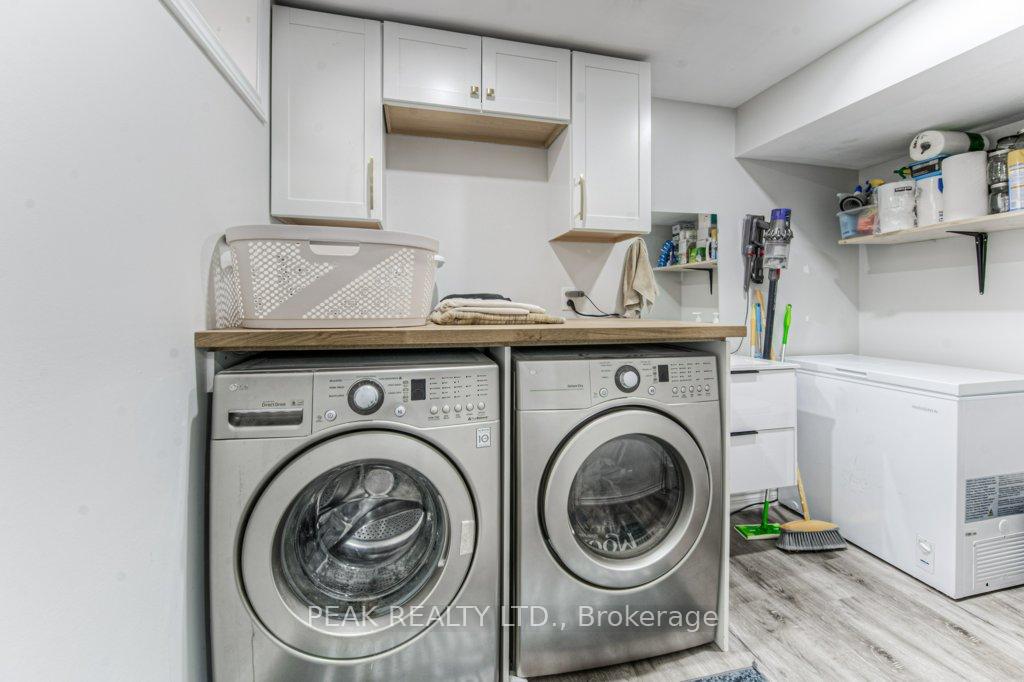 Photo 4 of 583 Windflower Crescent, Kitchener — HOMEH