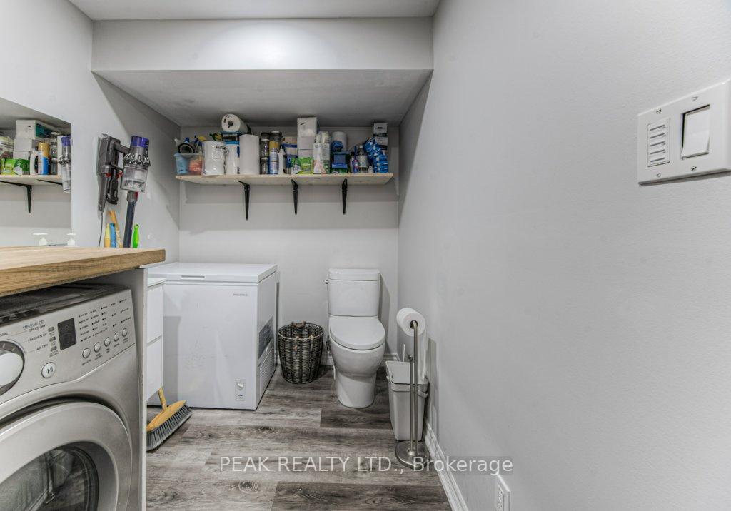 Photo 5 of 583 Windflower Crescent, Kitchener — HOMEH