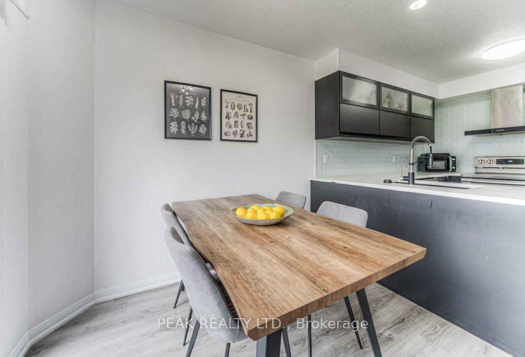 Photo 27 of 583 Windflower Crescent, Kitchener — HOMEH