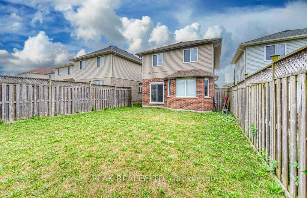 Photo 42 of 583 Windflower Crescent, Kitchener — HOMEH