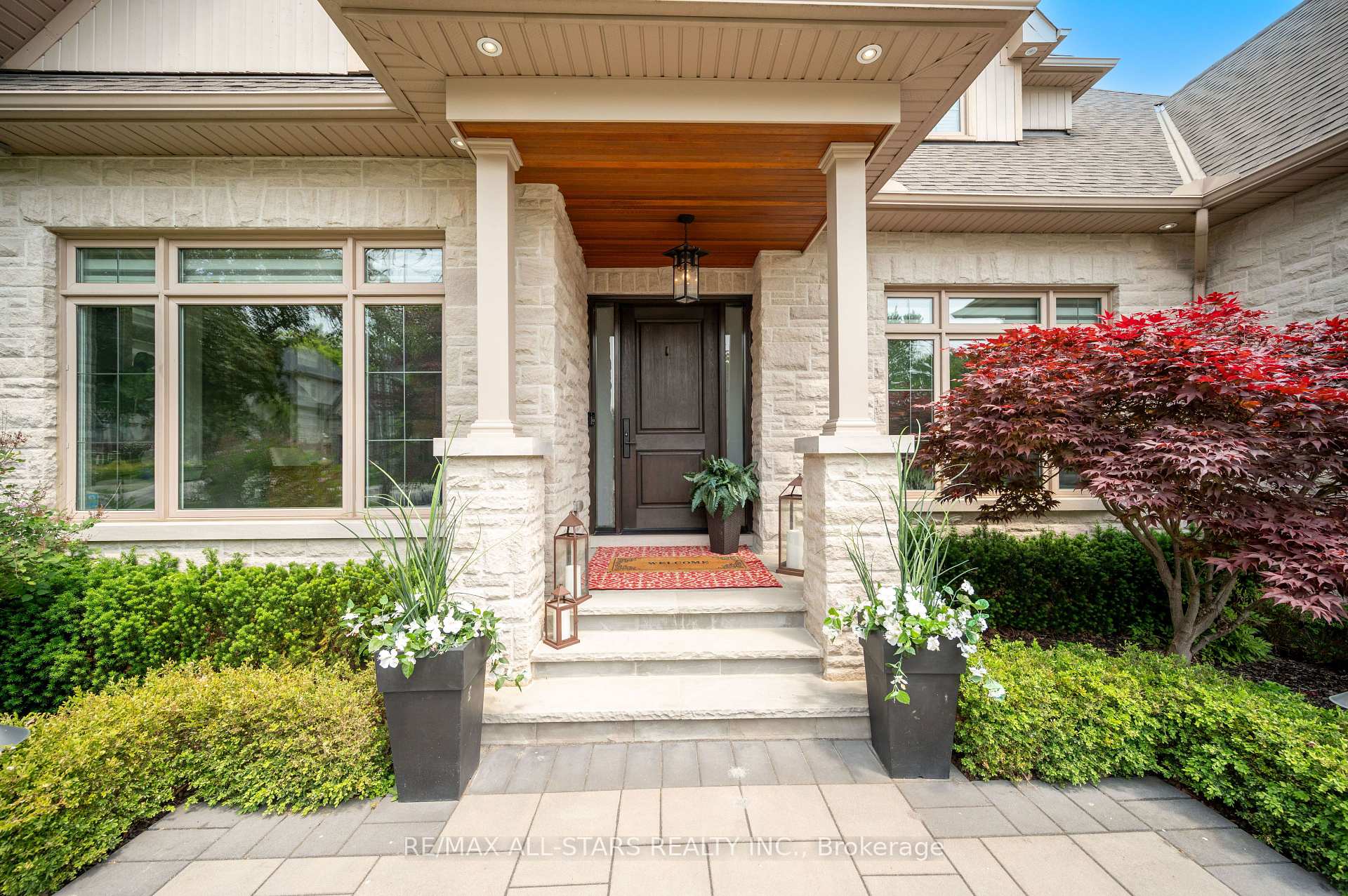 Photo 8 of 27 Elm Street, Markham, Old Markham Village — HOMEH