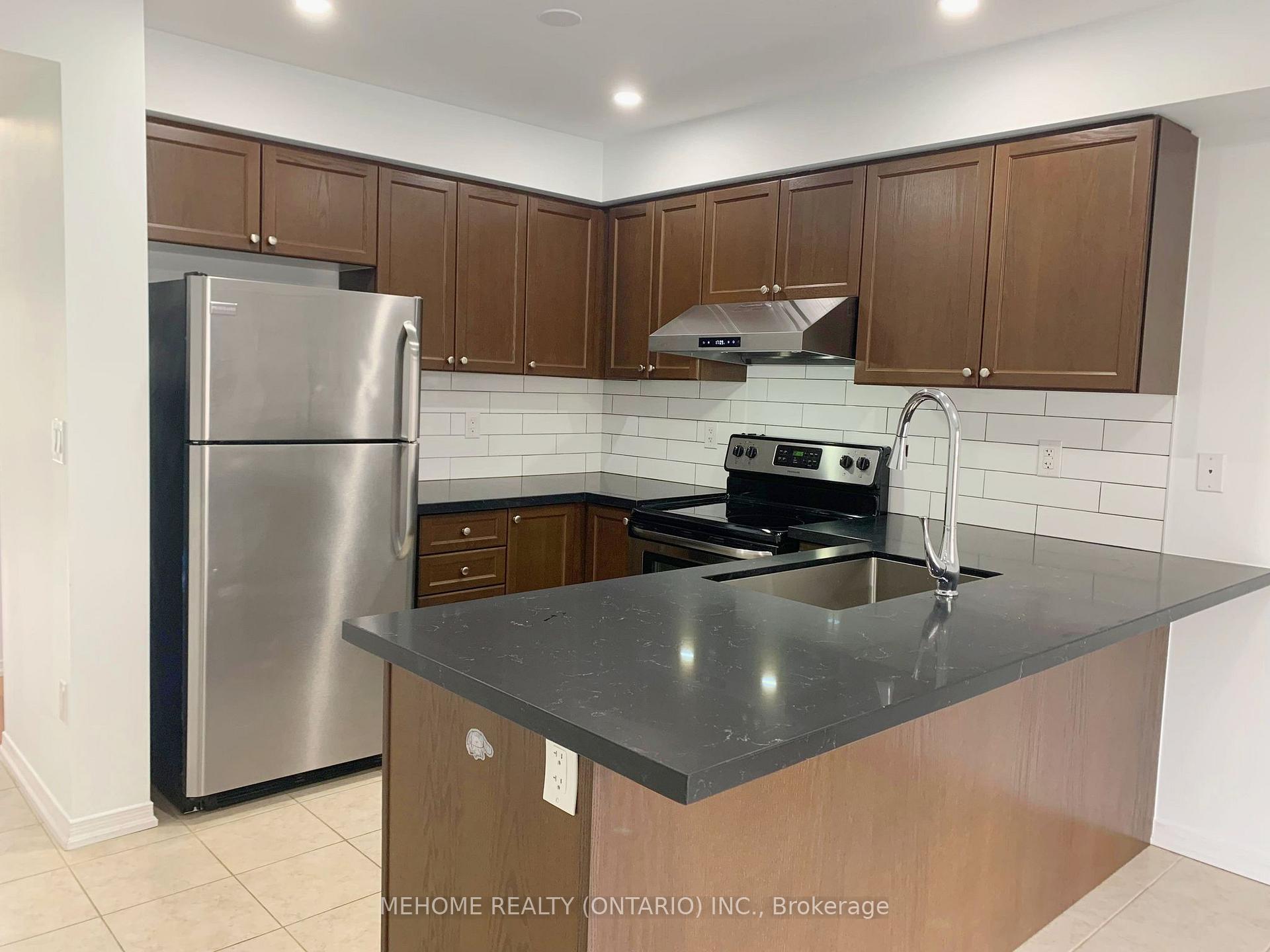 Photo 3 of 5291 Major Mackenzie Drive E, Markham, Berczy — HOMEH