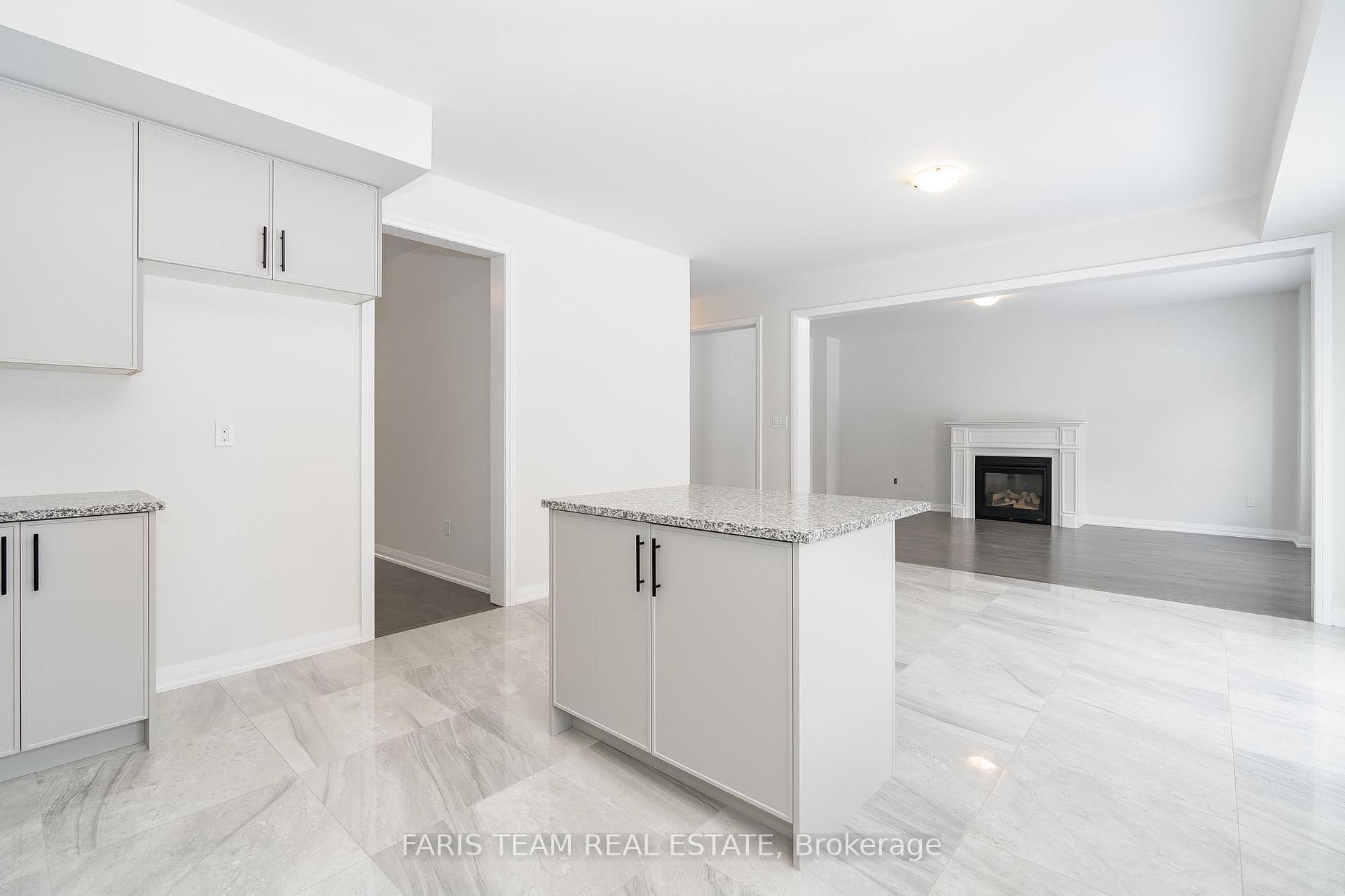 Photo 5 of 1394 Stovell Crescent, Innisfil, Lefroy — HOMEH