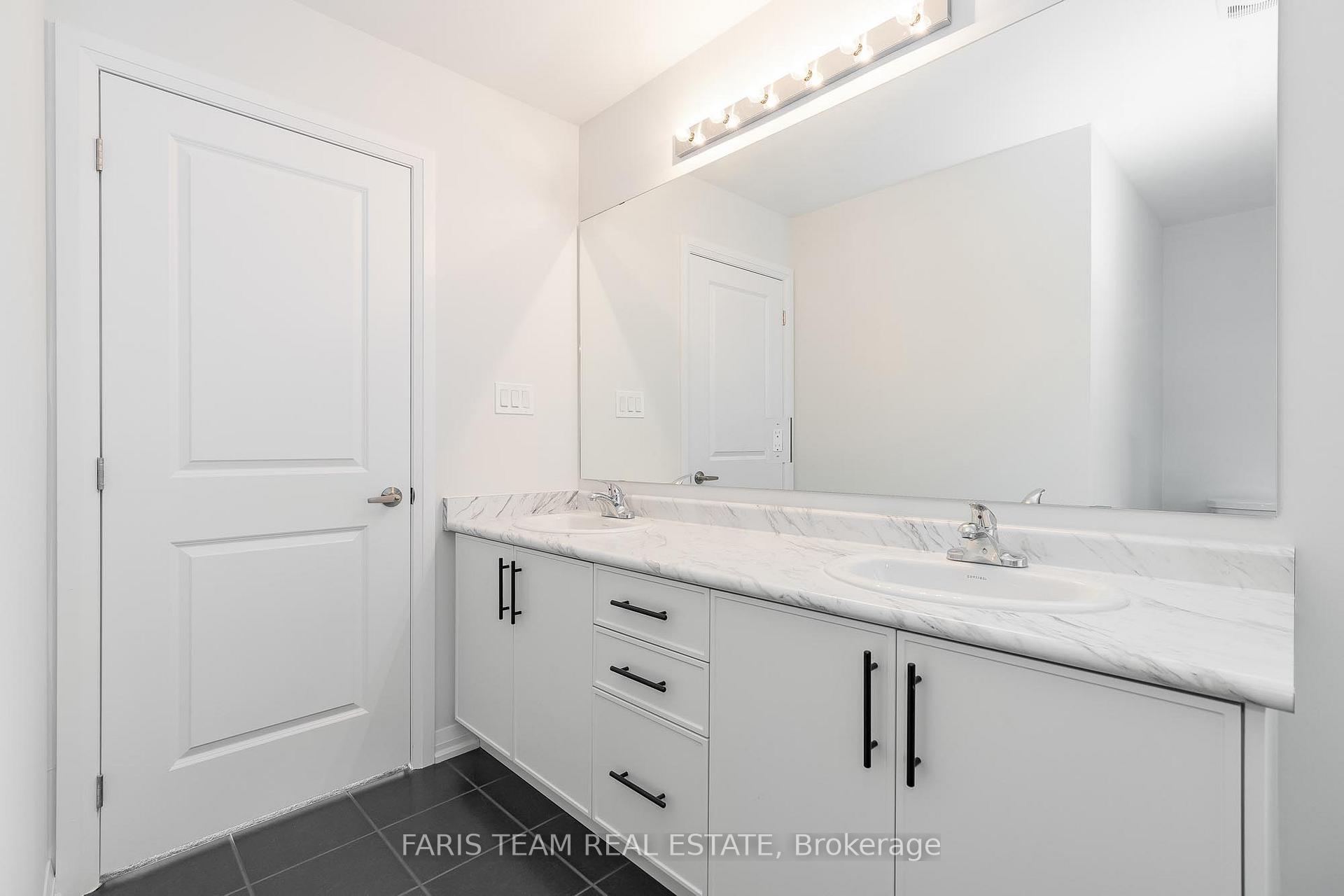 Photo 17 of 1394 Stovell Crescent, Innisfil, Lefroy — HOMEH