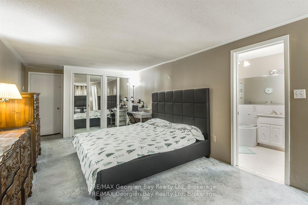 Photo 16 of 586 Dominion Avenue, Midland — HOMEH