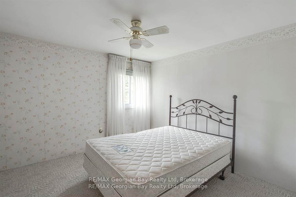 Photo 18 of 586 Dominion Avenue, Midland — HOMEH